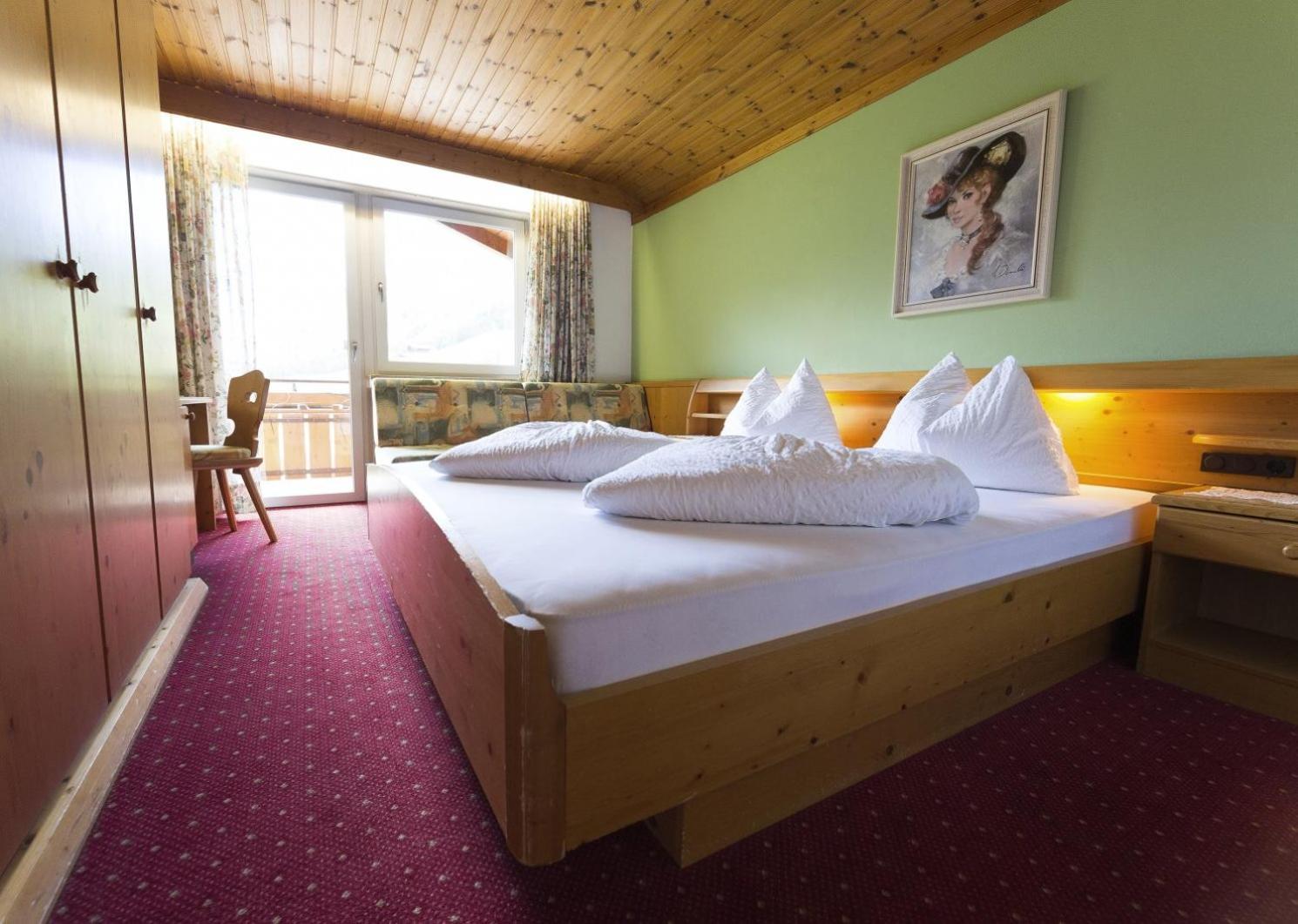 Triple Room with Balcony - Photo 3