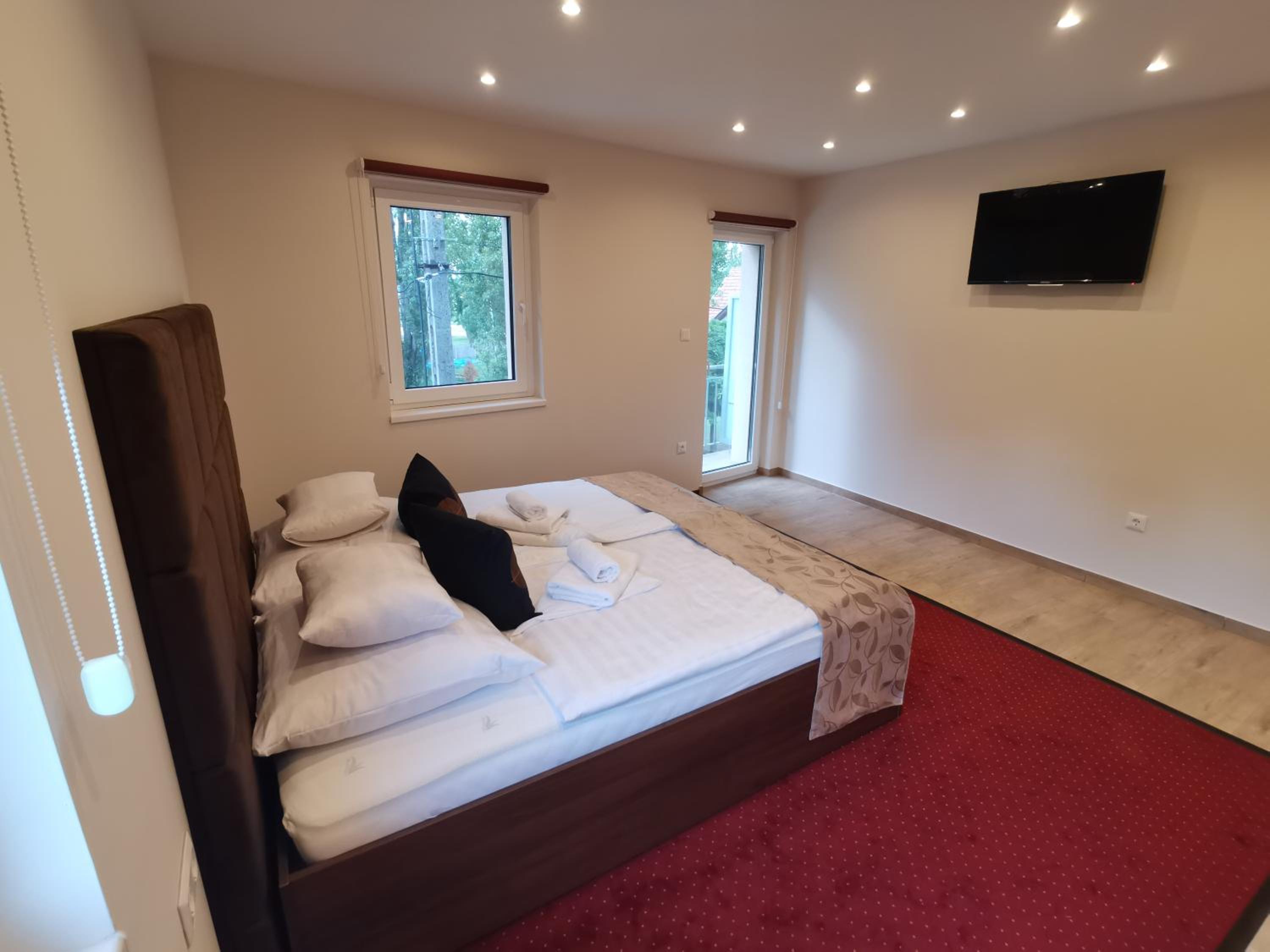 Double Room with Balcony photo 3