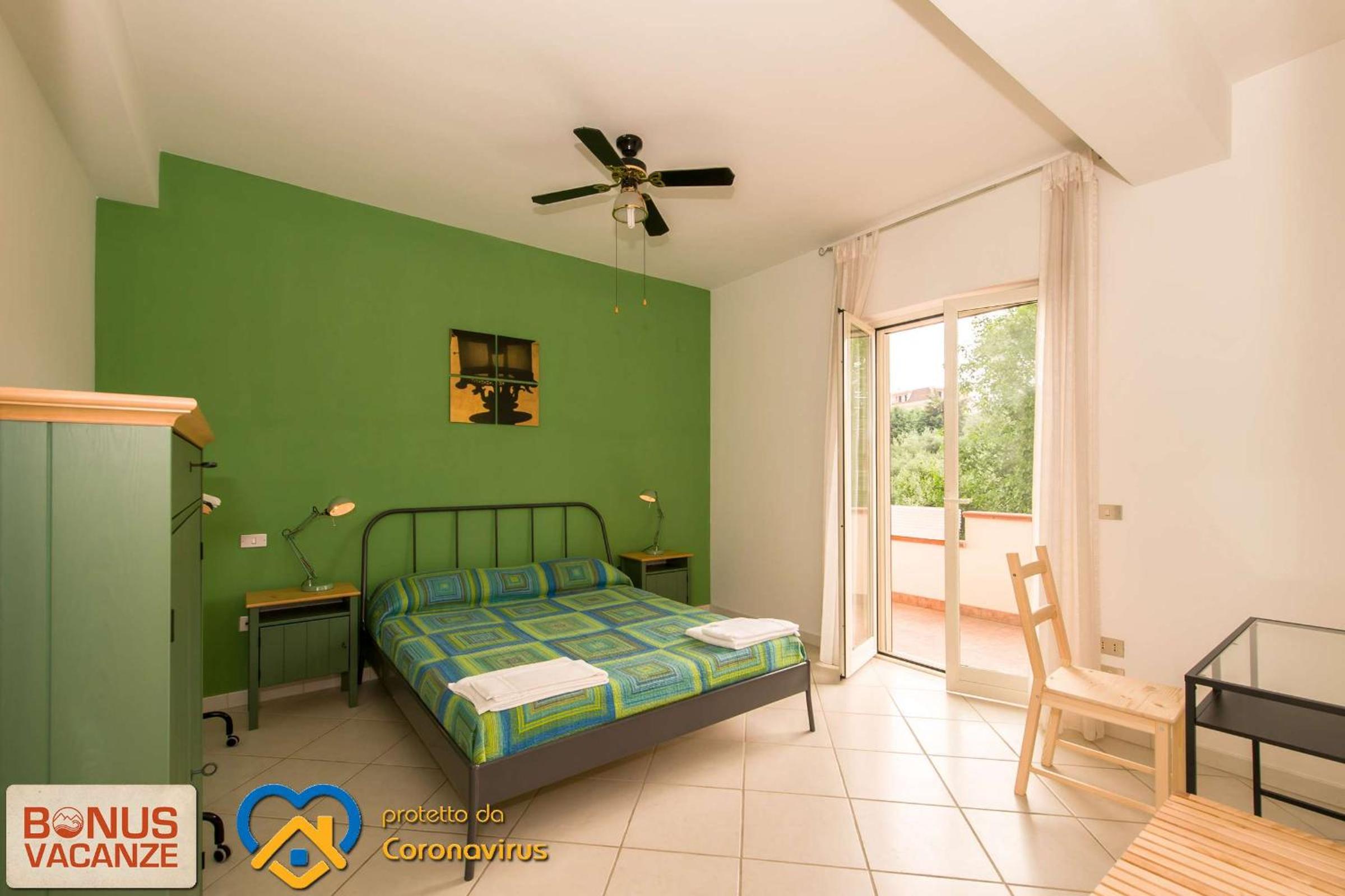 Three-Bedroom House photo 3
