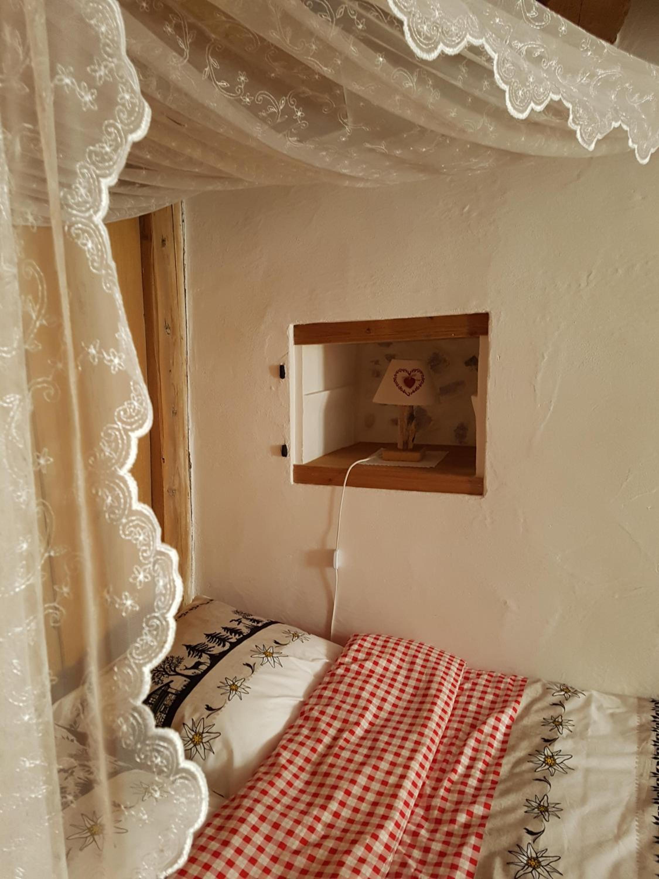 Double Room with Private Bathroom photo 3