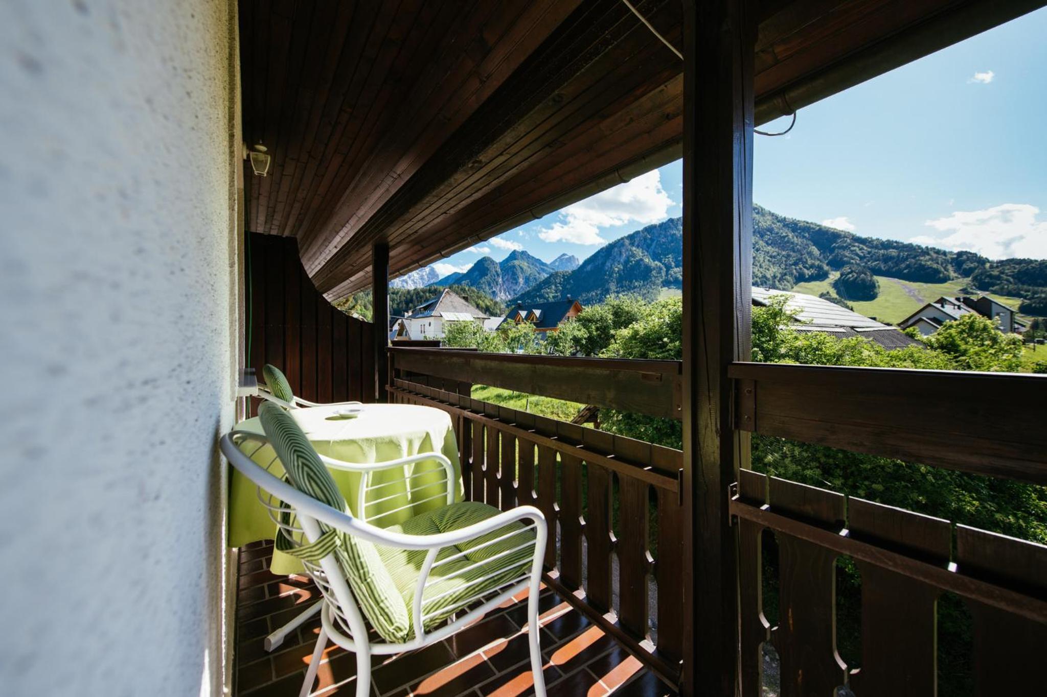 Triple Room with Balcony - Photo 6