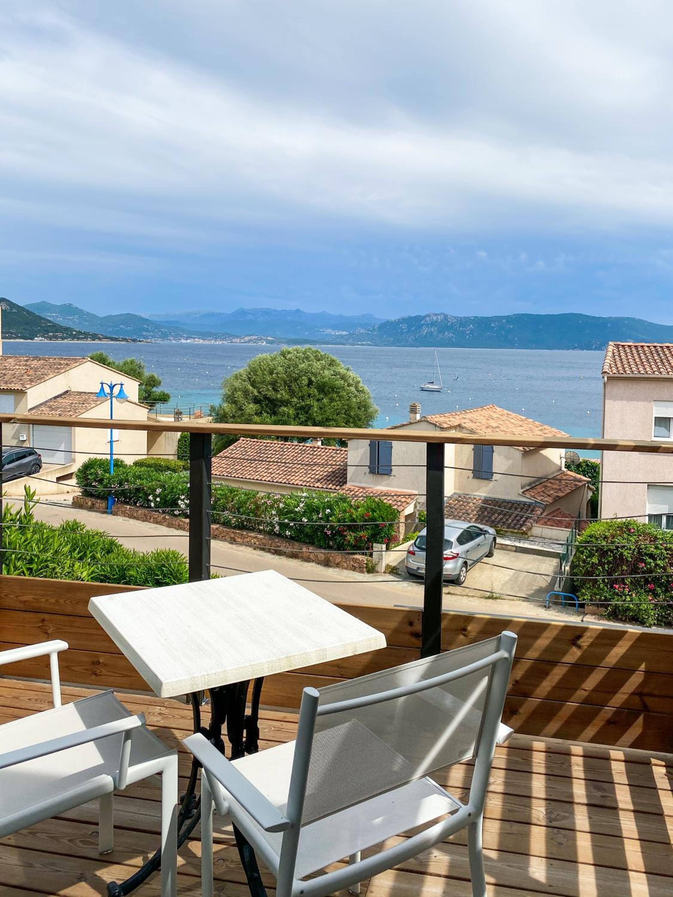 Double Room with Balcony and Sea View photo 2