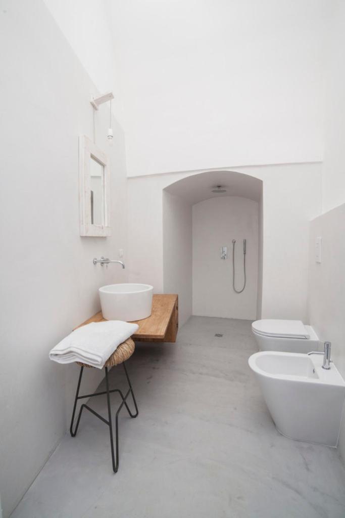 Deluxe Room (2 Adults + 1 Child) photo 2