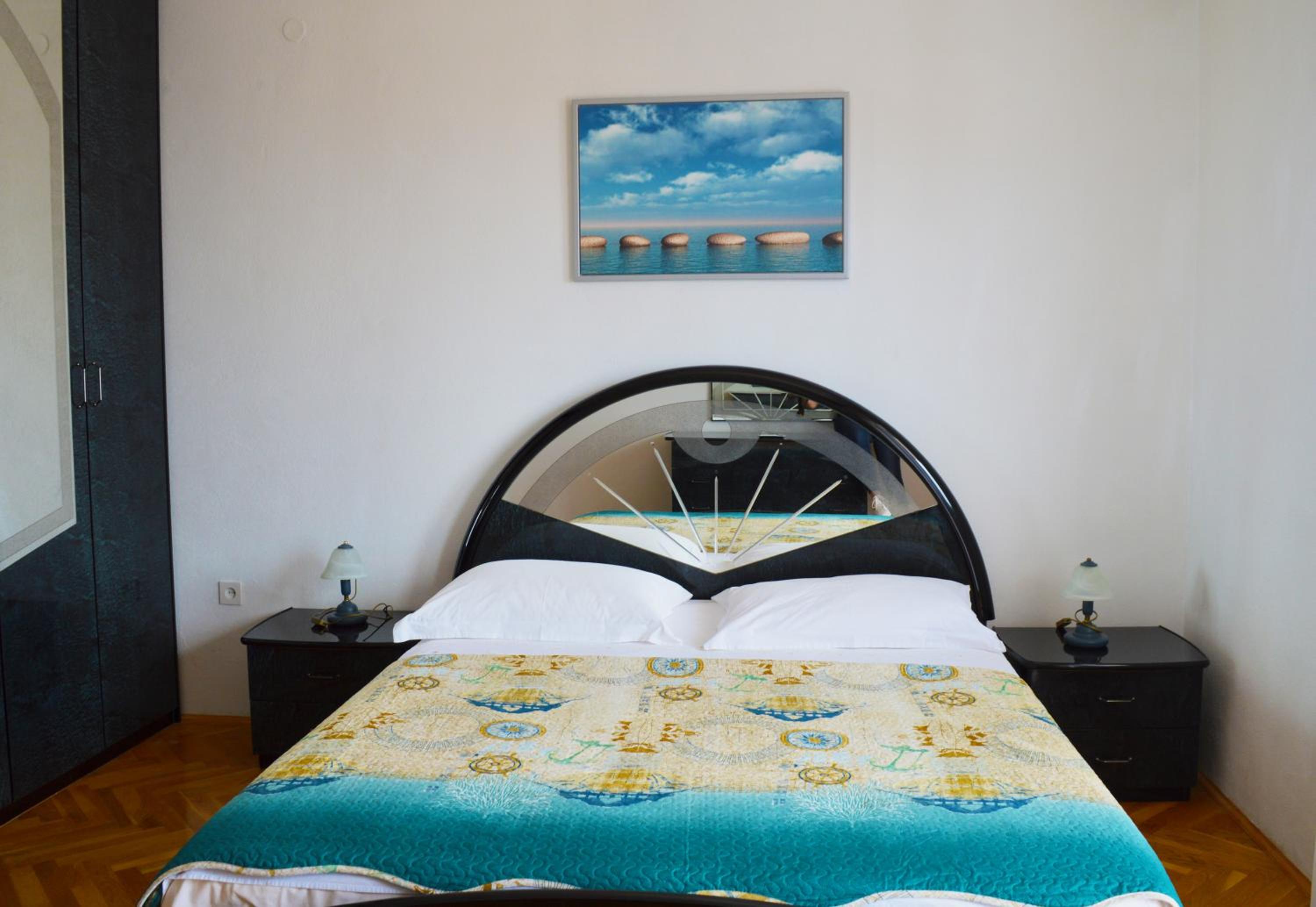 Three-Bedroom Apartment with Balcony and Sea View