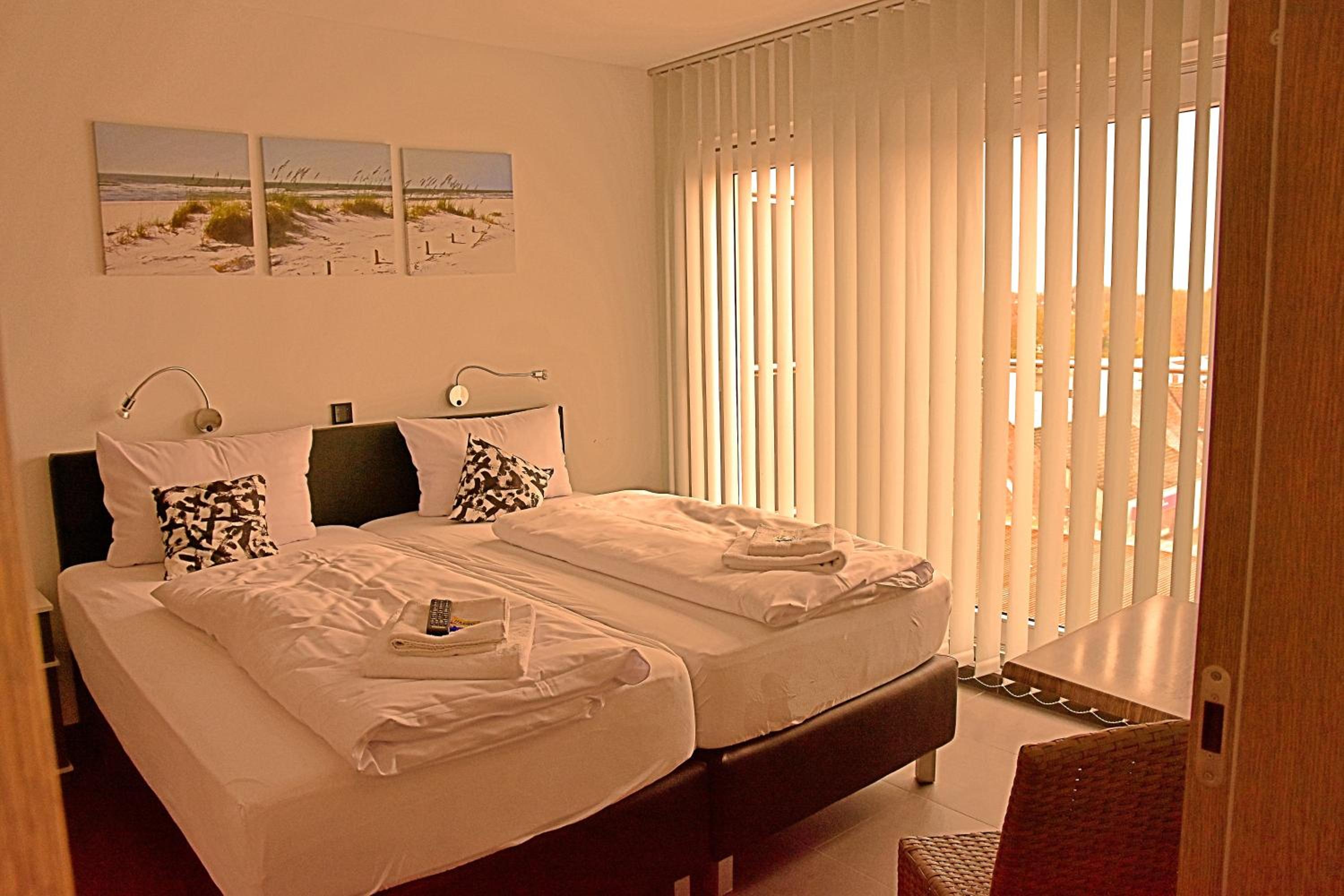 Superior Double Room with Balcony - Photo 1