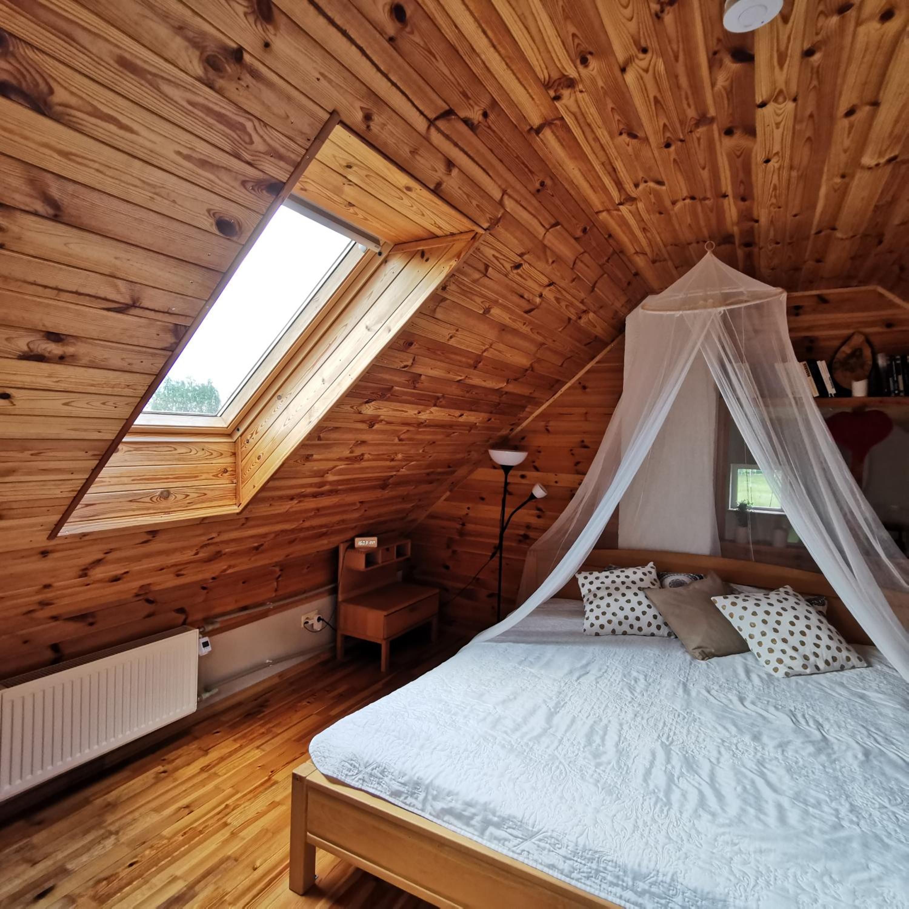 One-Bedroom House photo 1