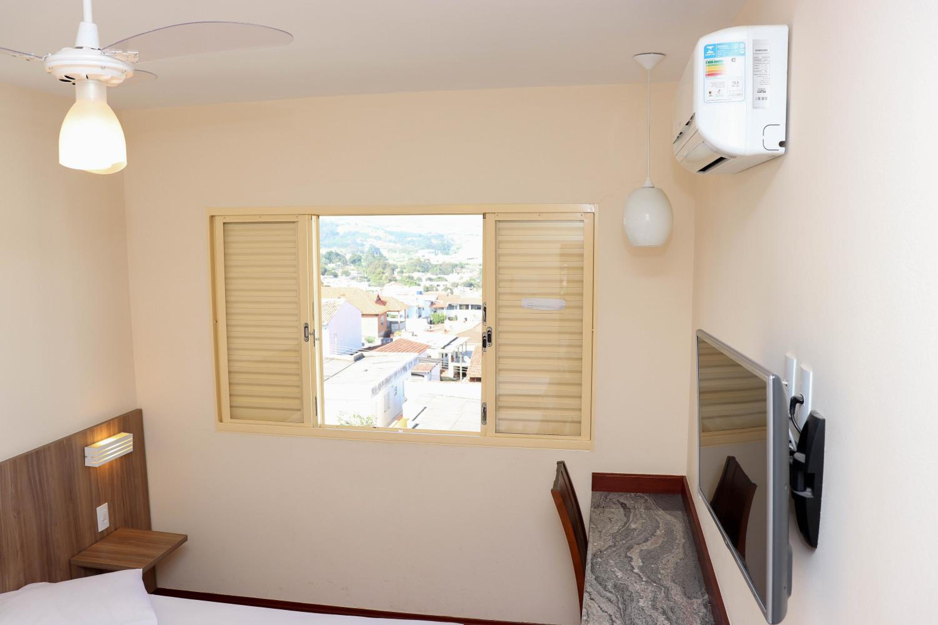Deluxe Triple Room photo 3