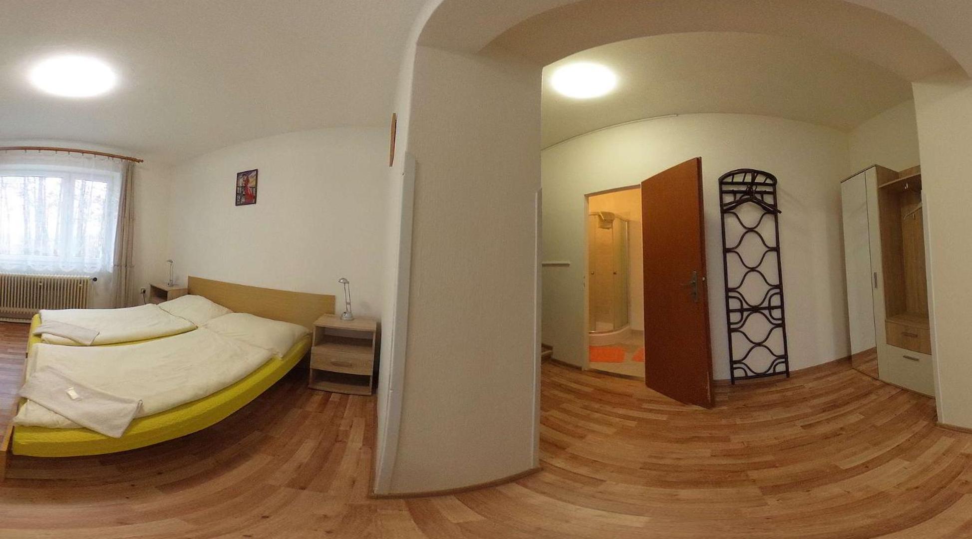 Standard Double or Twin Room photo 3