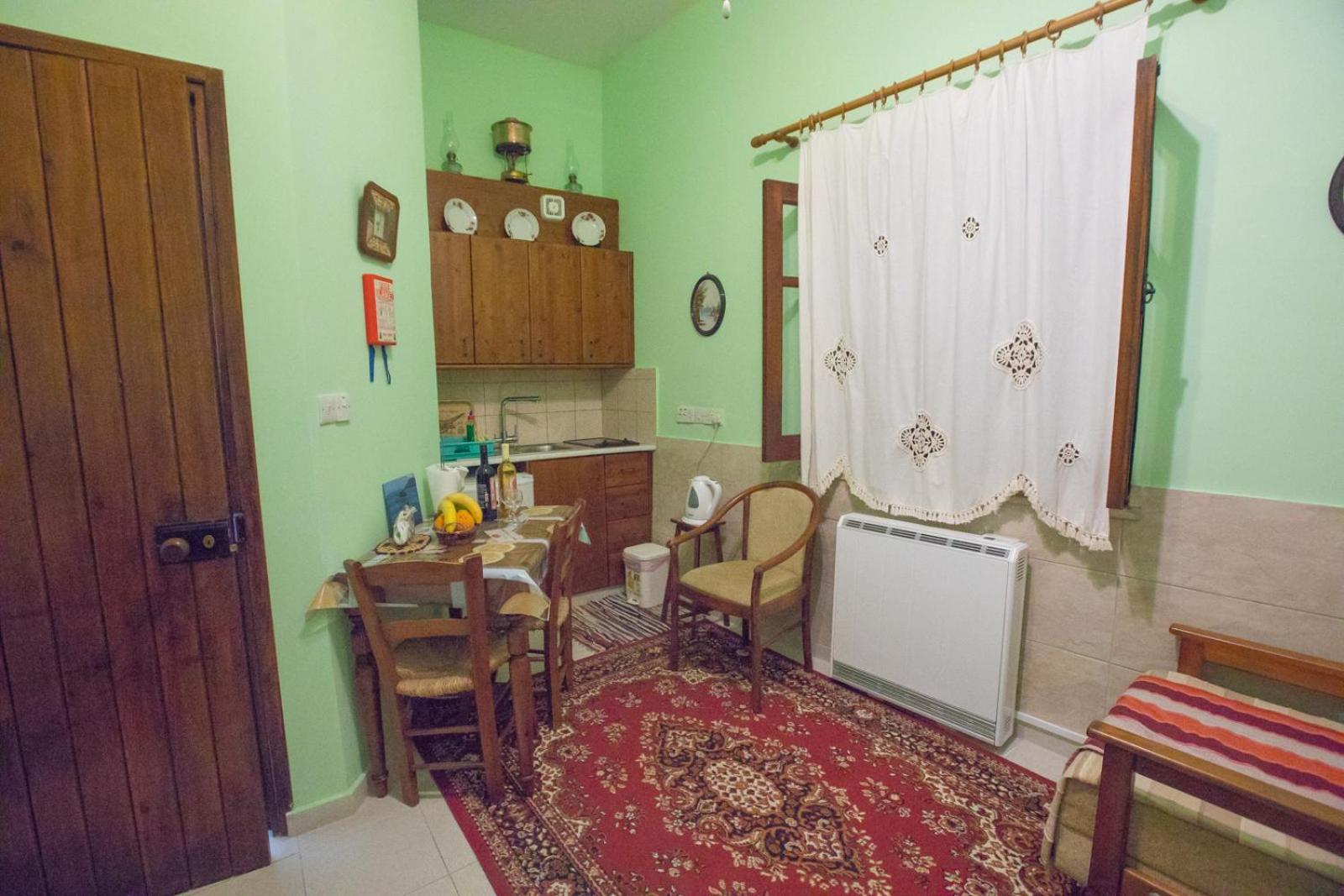 One-Bedroom Apartment - Ground Floor photo 3
