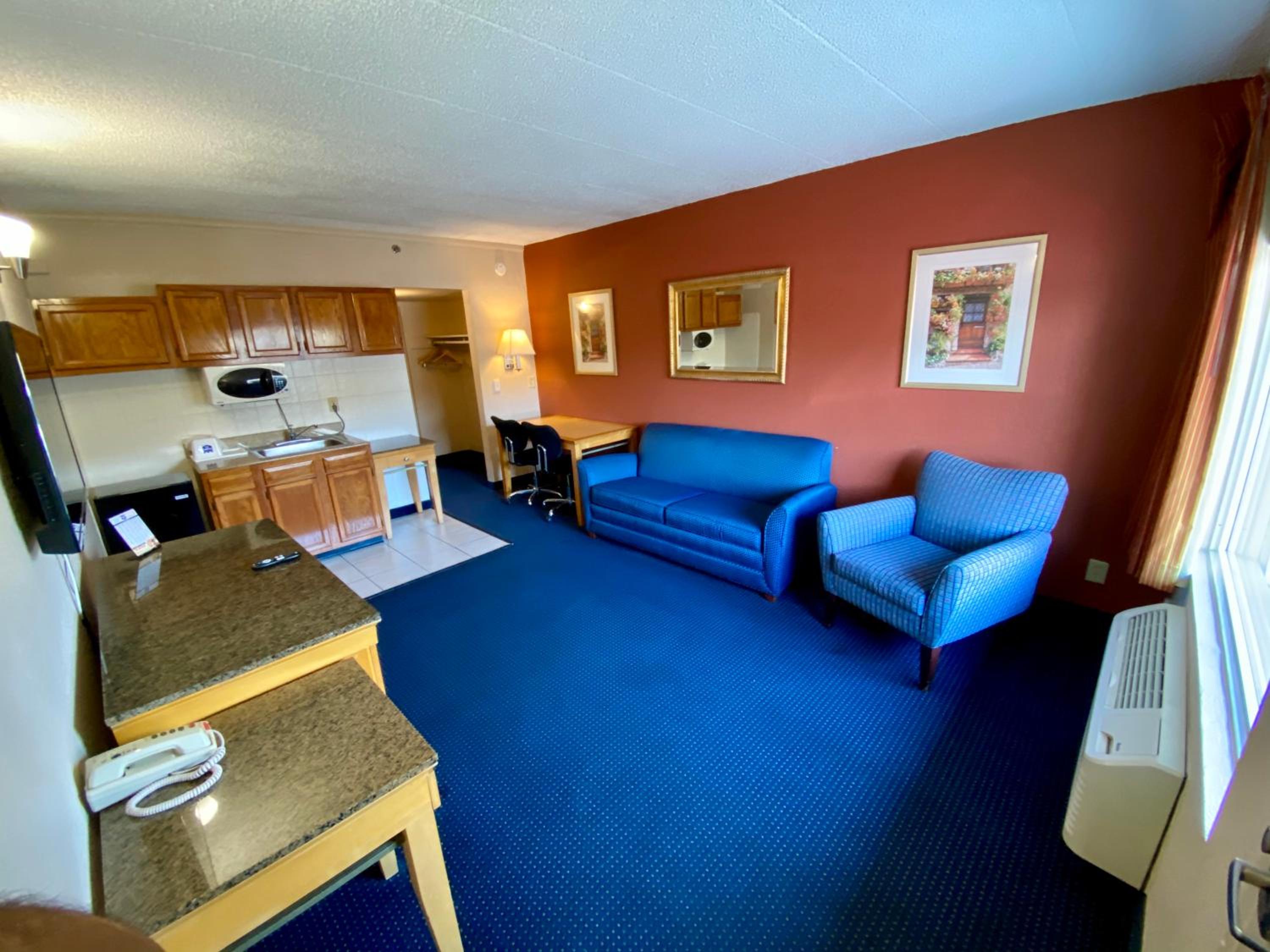 One-Bedroom Suite photo 1