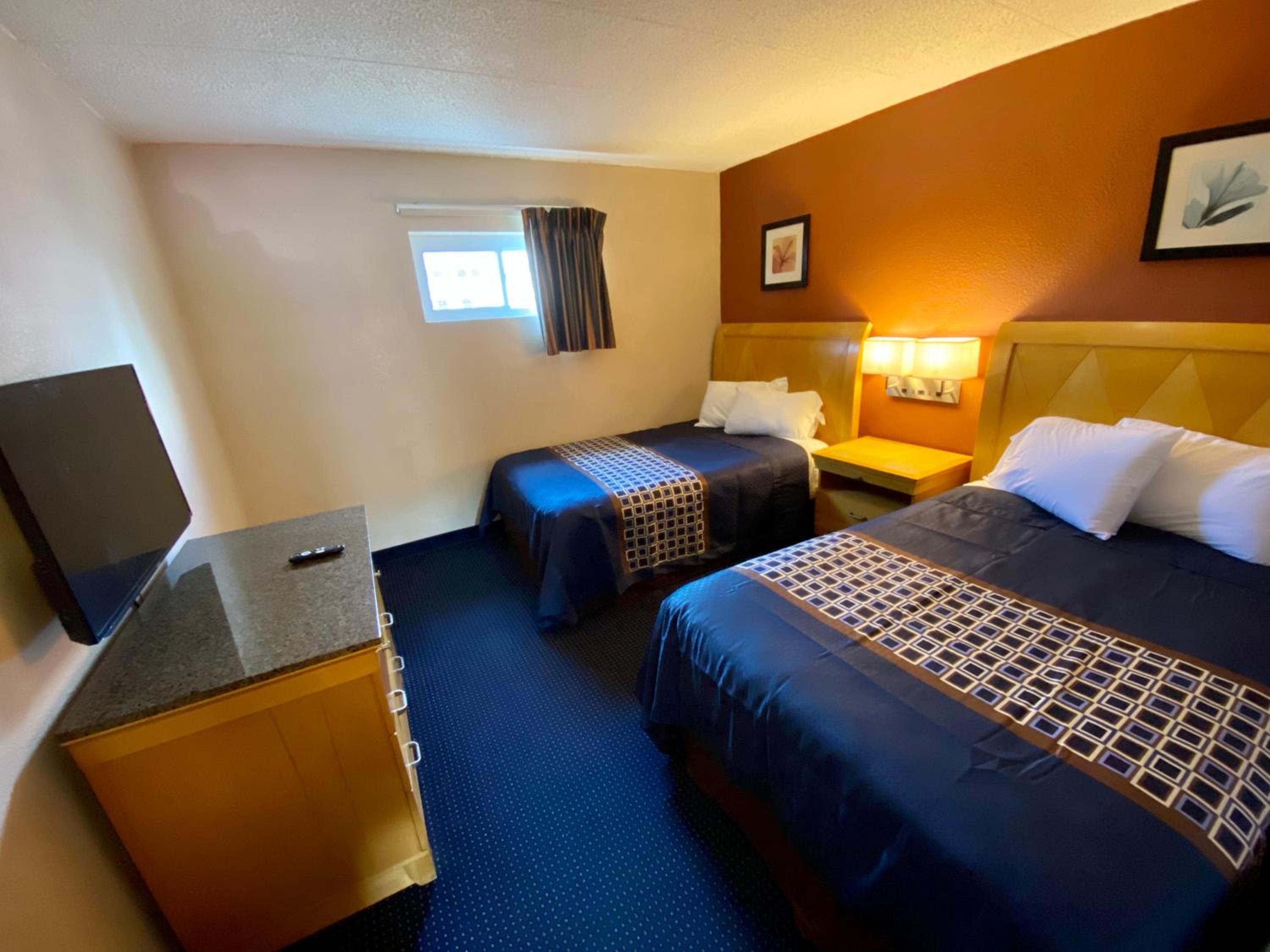 One-Bedroom Suite photo 2