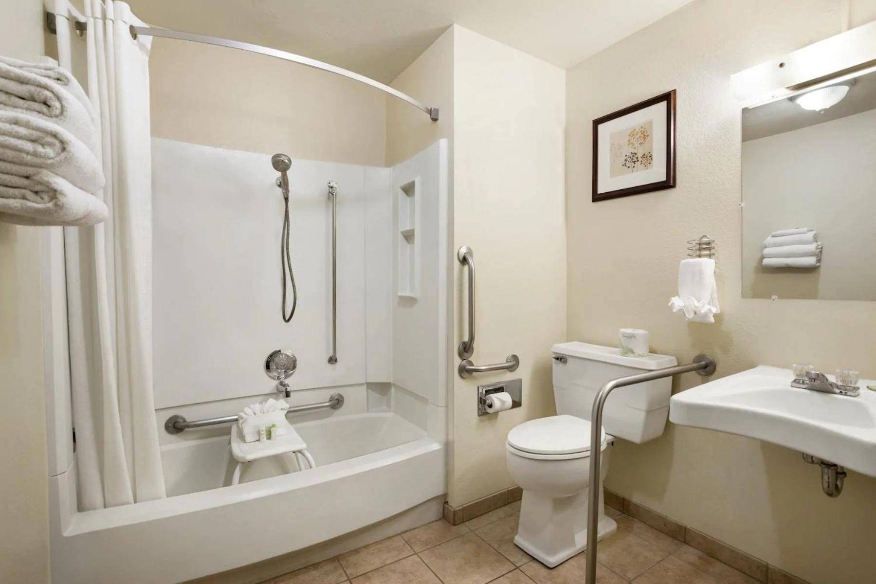 King Room - Mobility Access/Non-Smoking - Photo 2