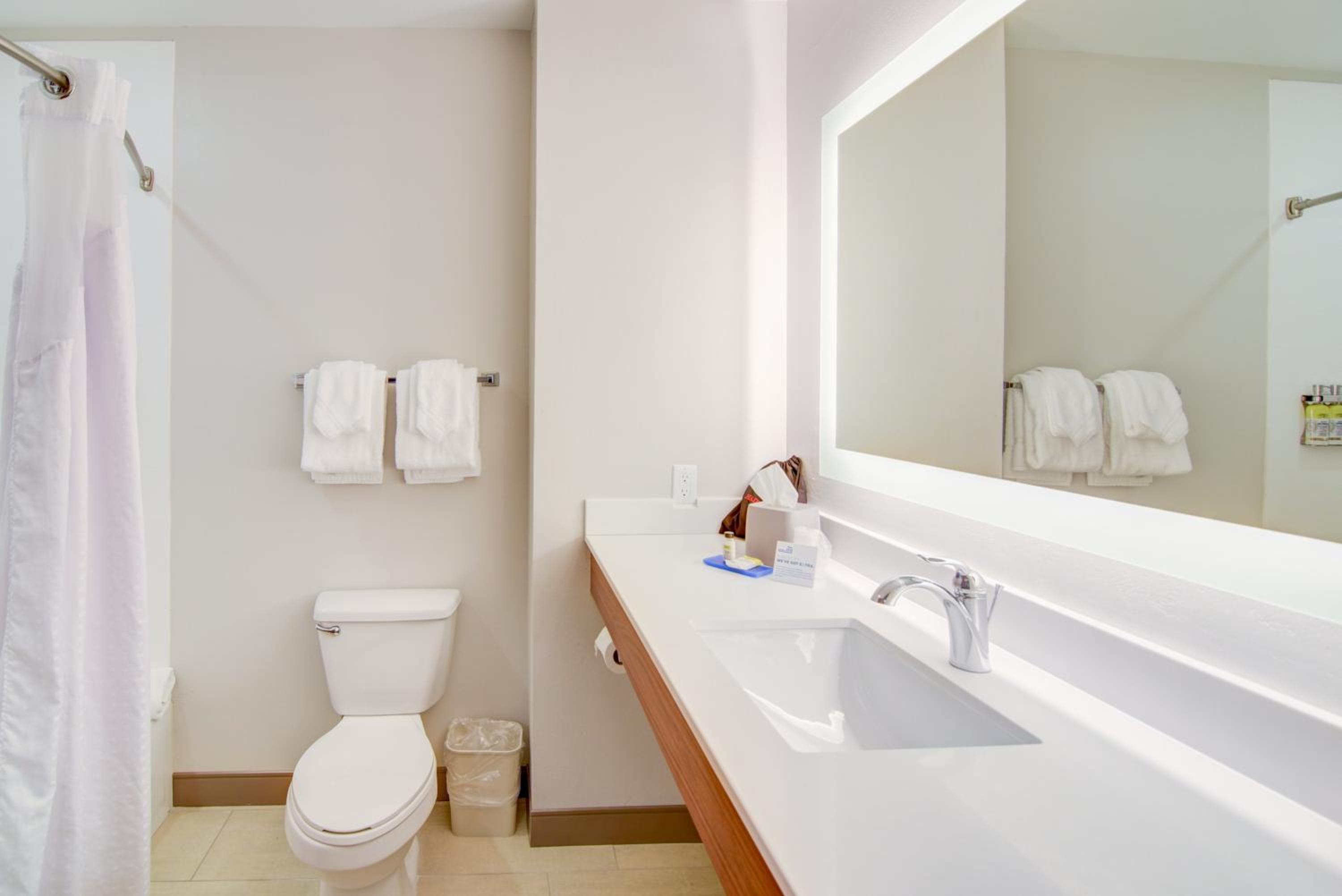 King Suite - Photo 5