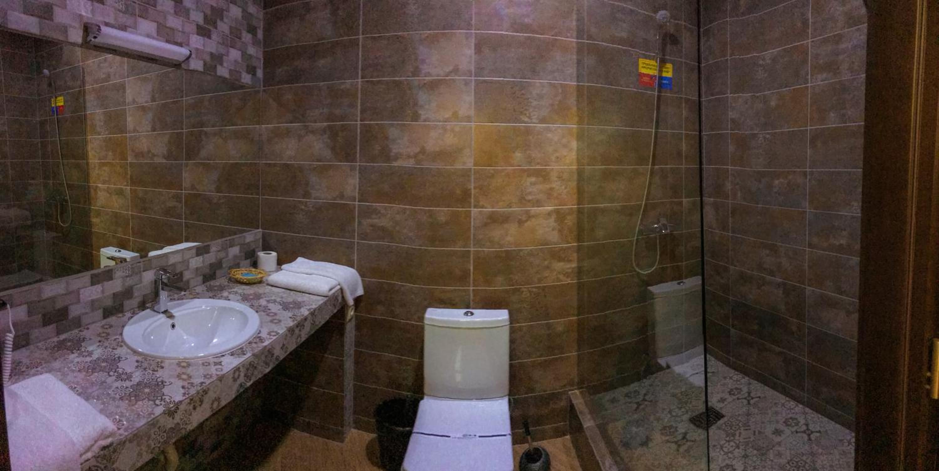 Deluxe Triple Room photo 3