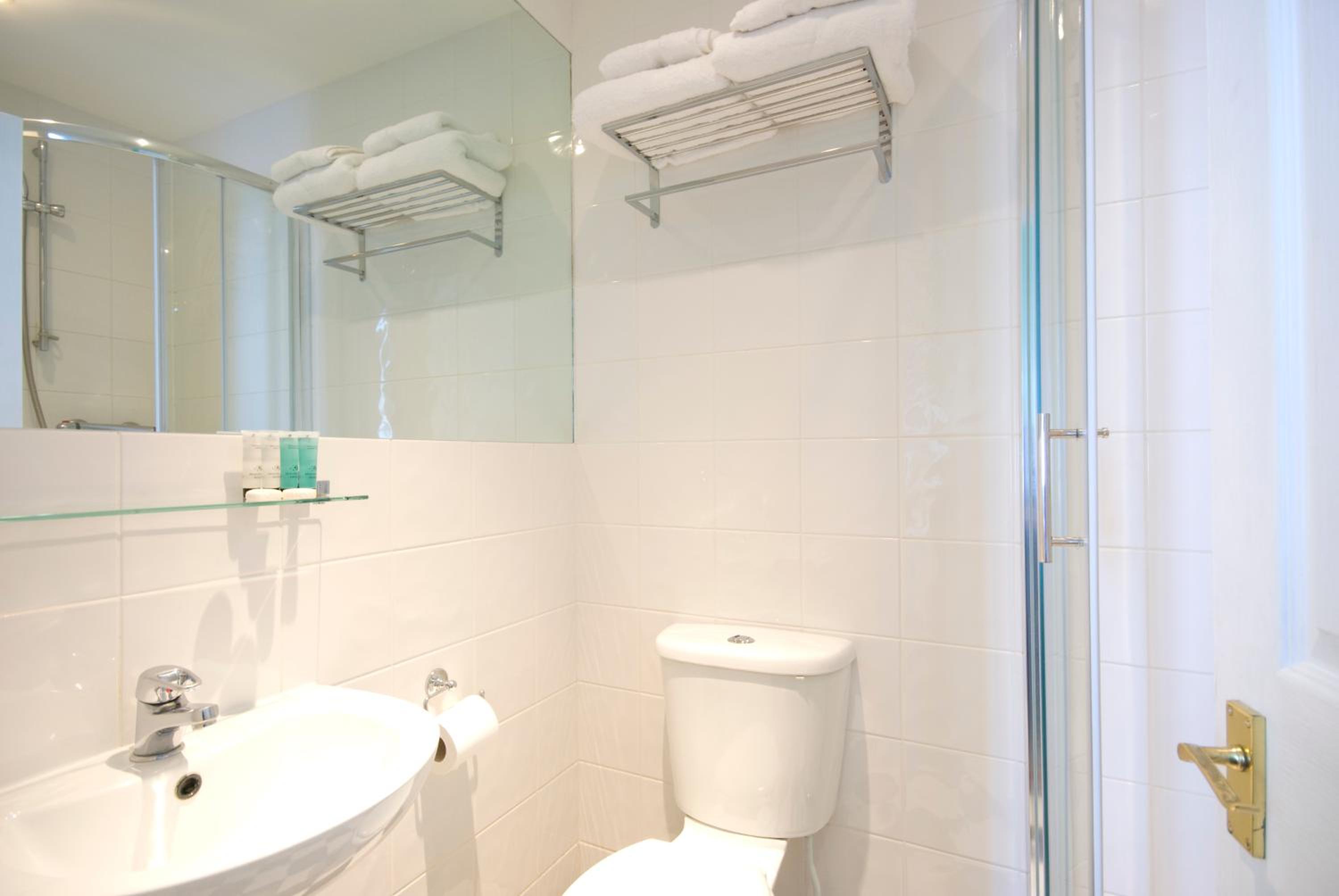 Double Room with Balcony and Sea View - Photo 5