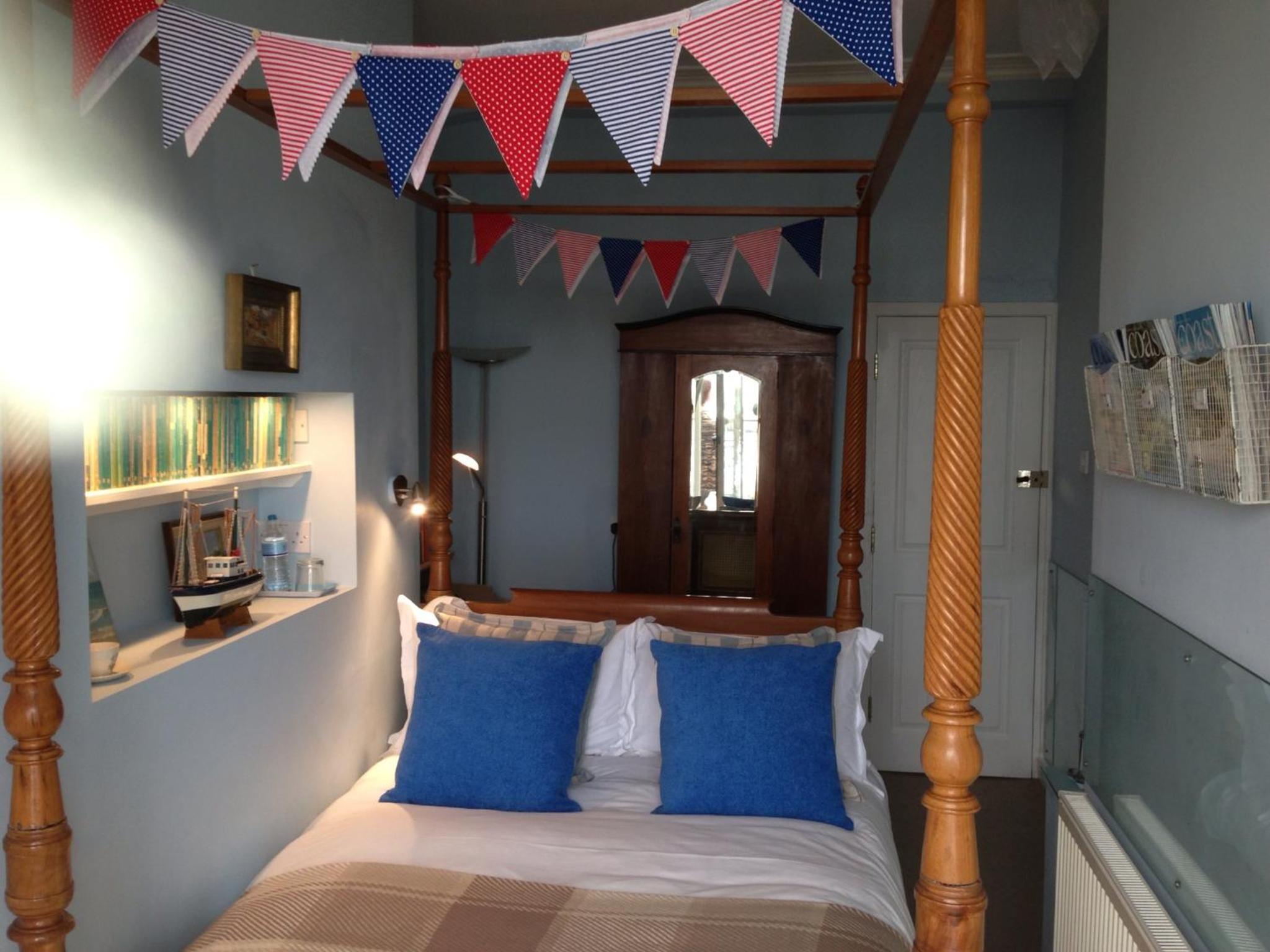 Double Room with Balcony and Sea View - Photo 3