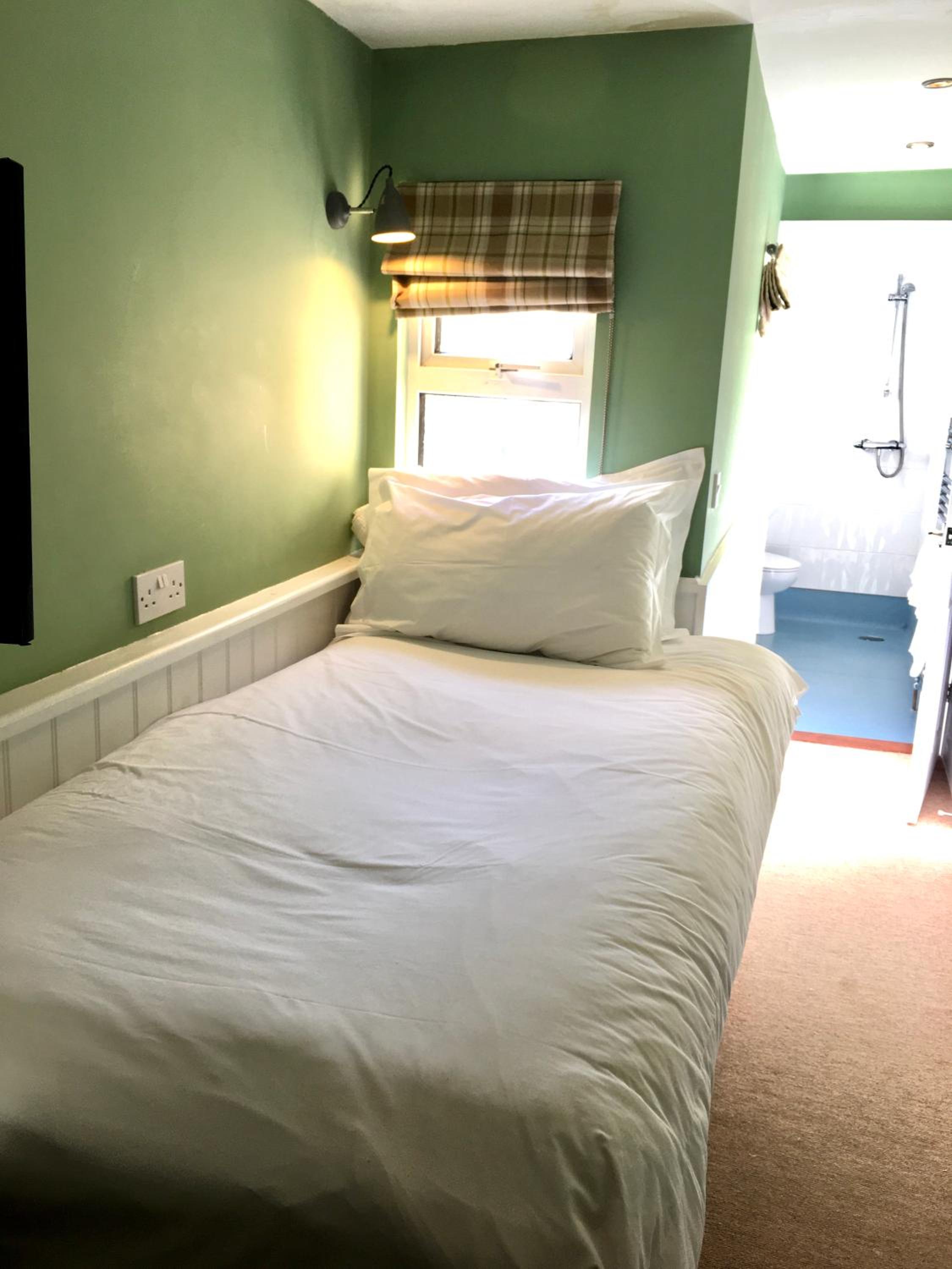 Budget Single Room