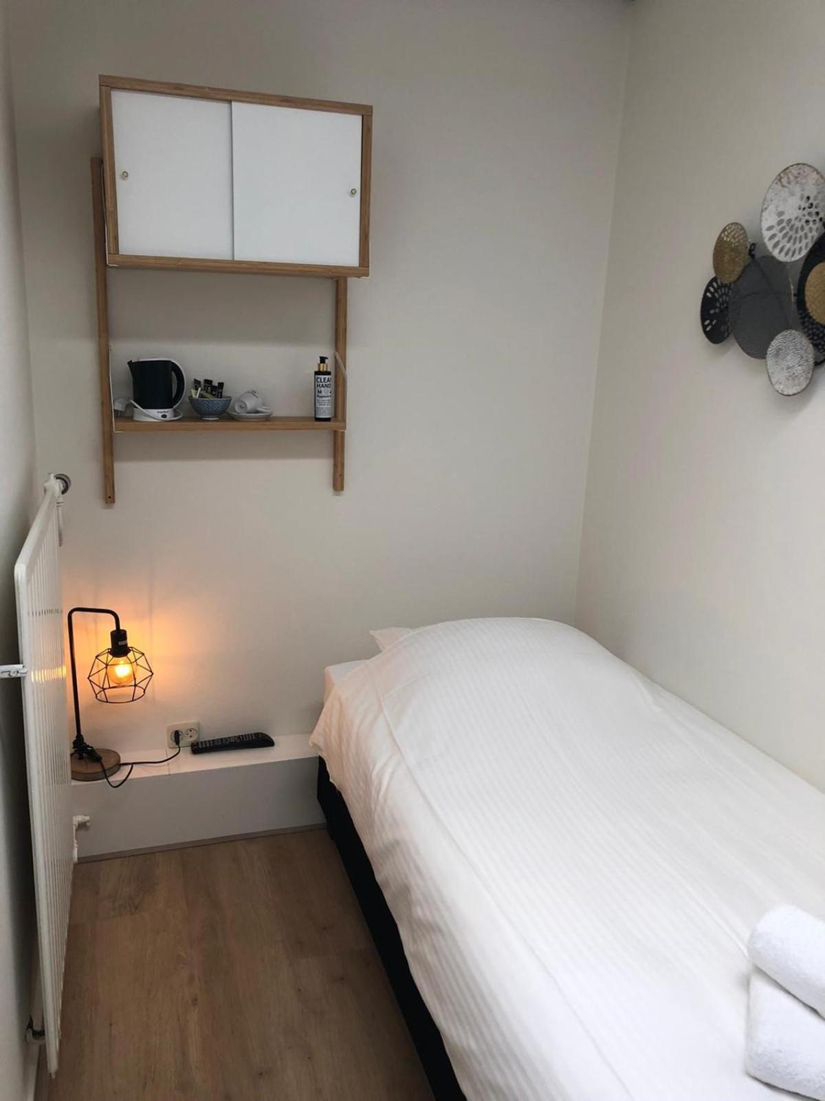 Small Single Room photo 1
