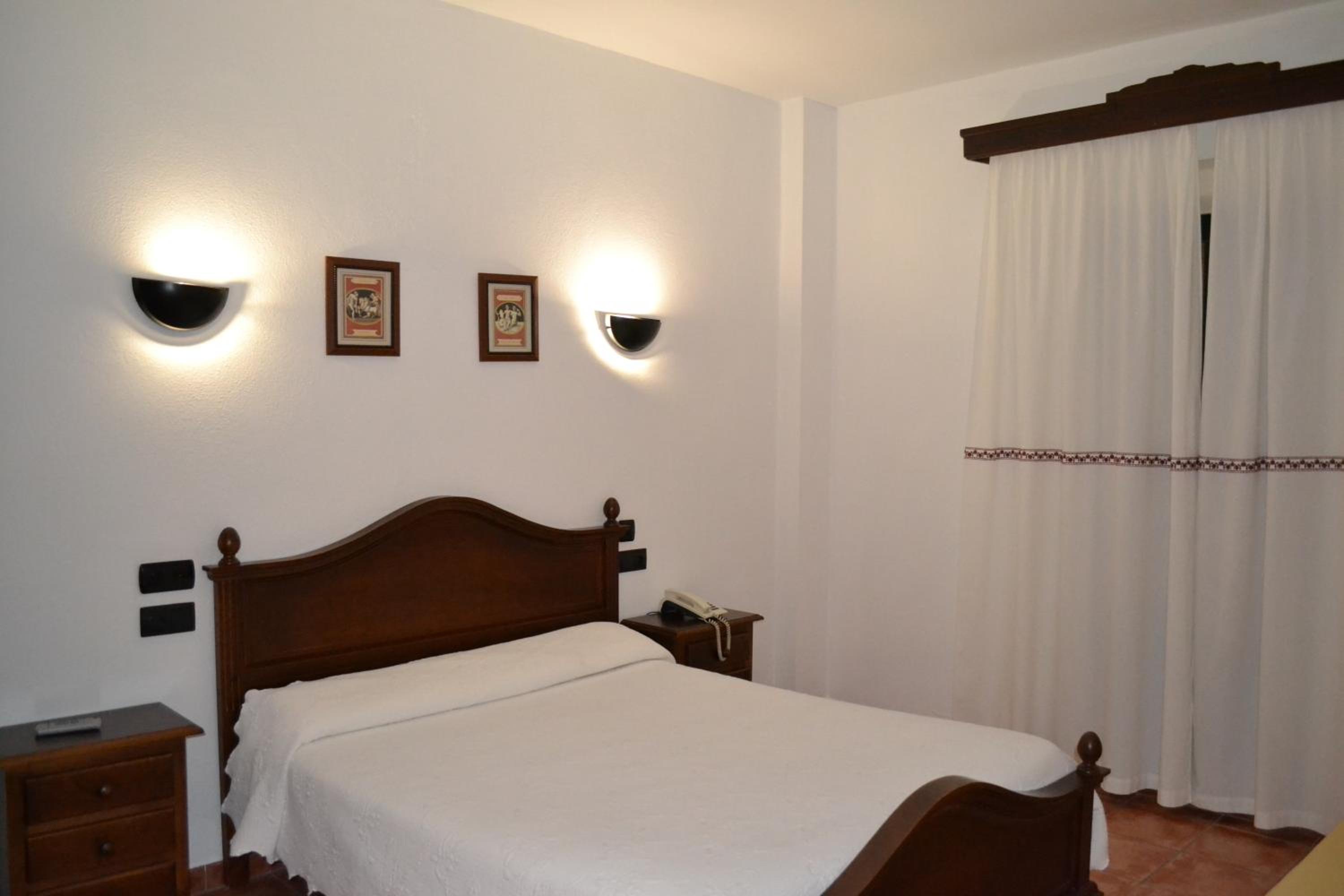 Habitación Doble o con Dos Camas
