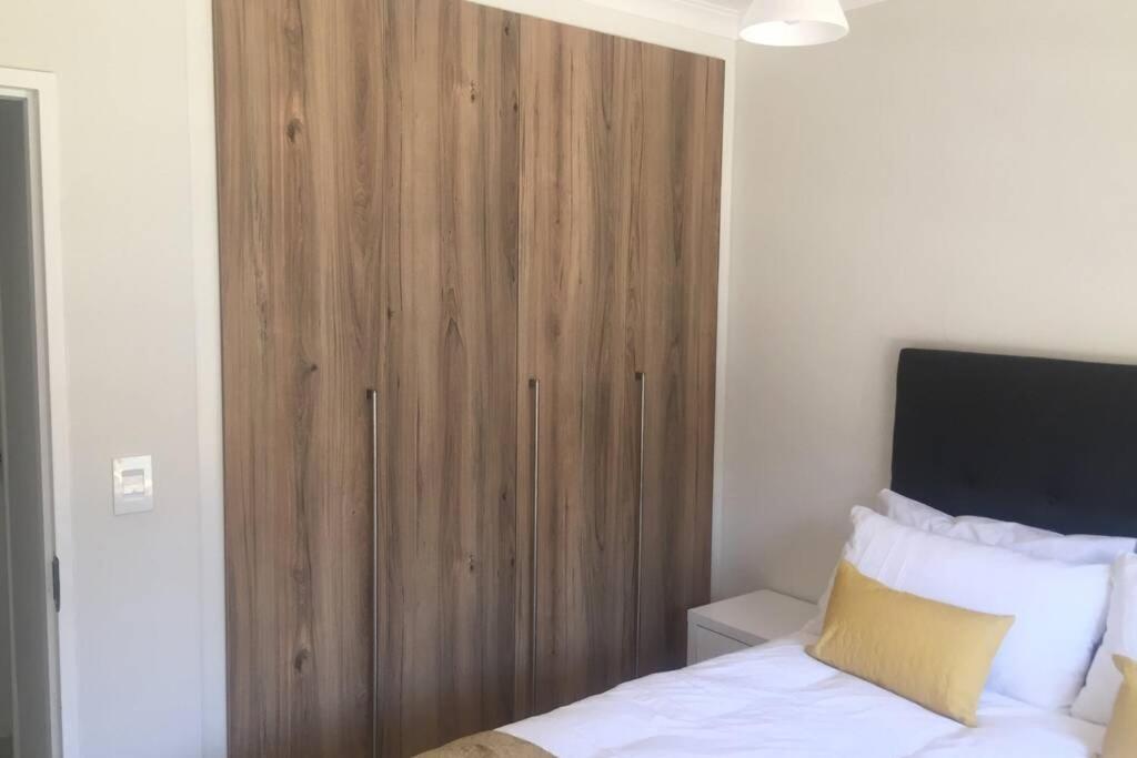 One-Bedroom Apartment - Photo 12