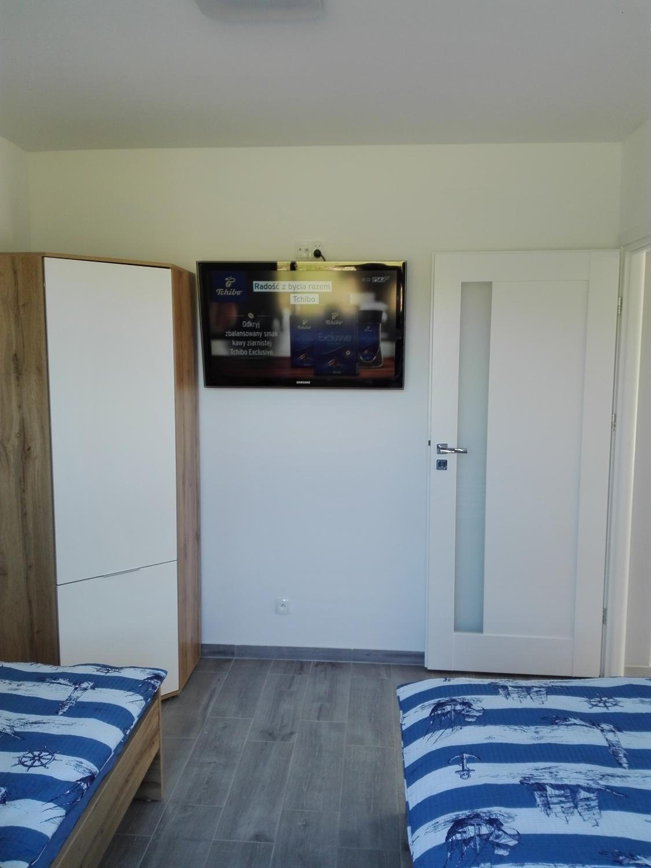 Two-Bedroom House photo 3