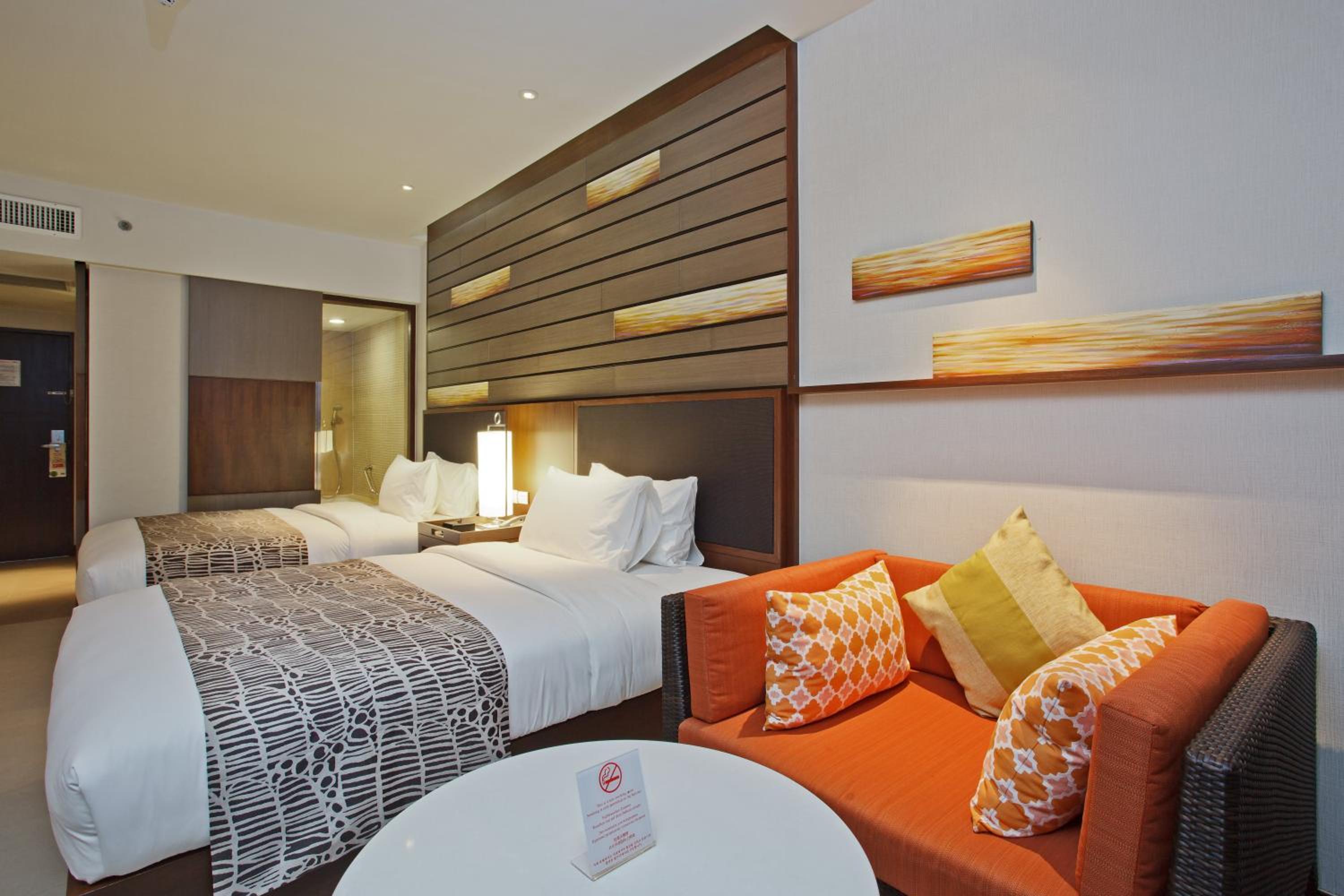 Standard Double Room with Two Double Beds - Photo 3