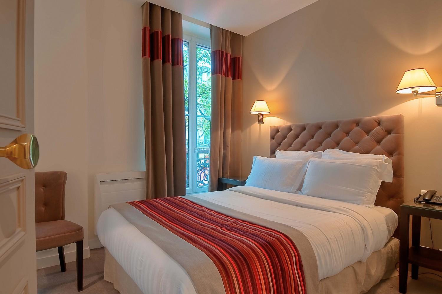 Double Room with Balcony photo 3