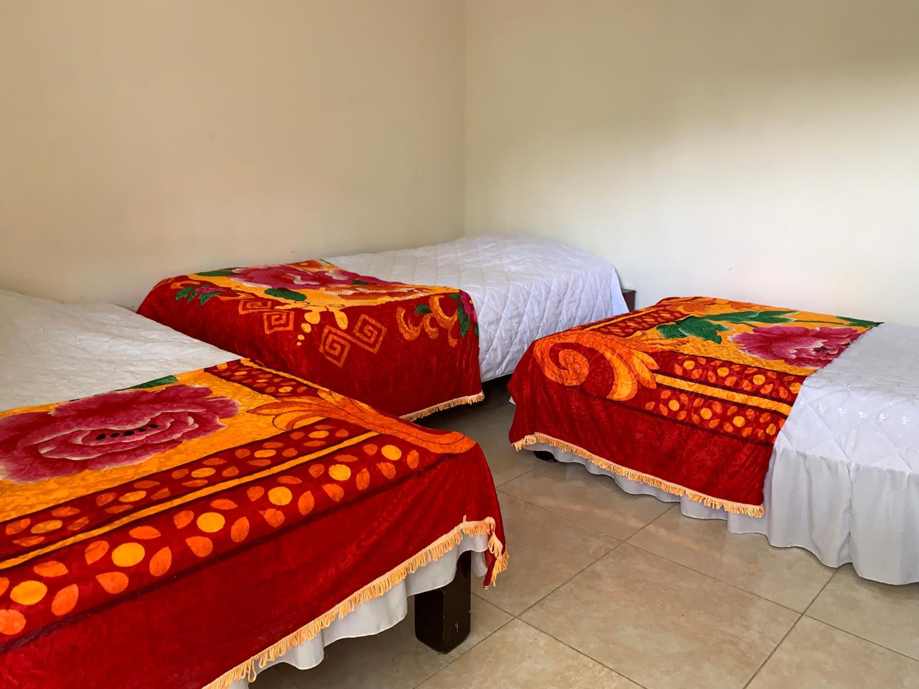 Triple Room With Shared Bathroom photo 3