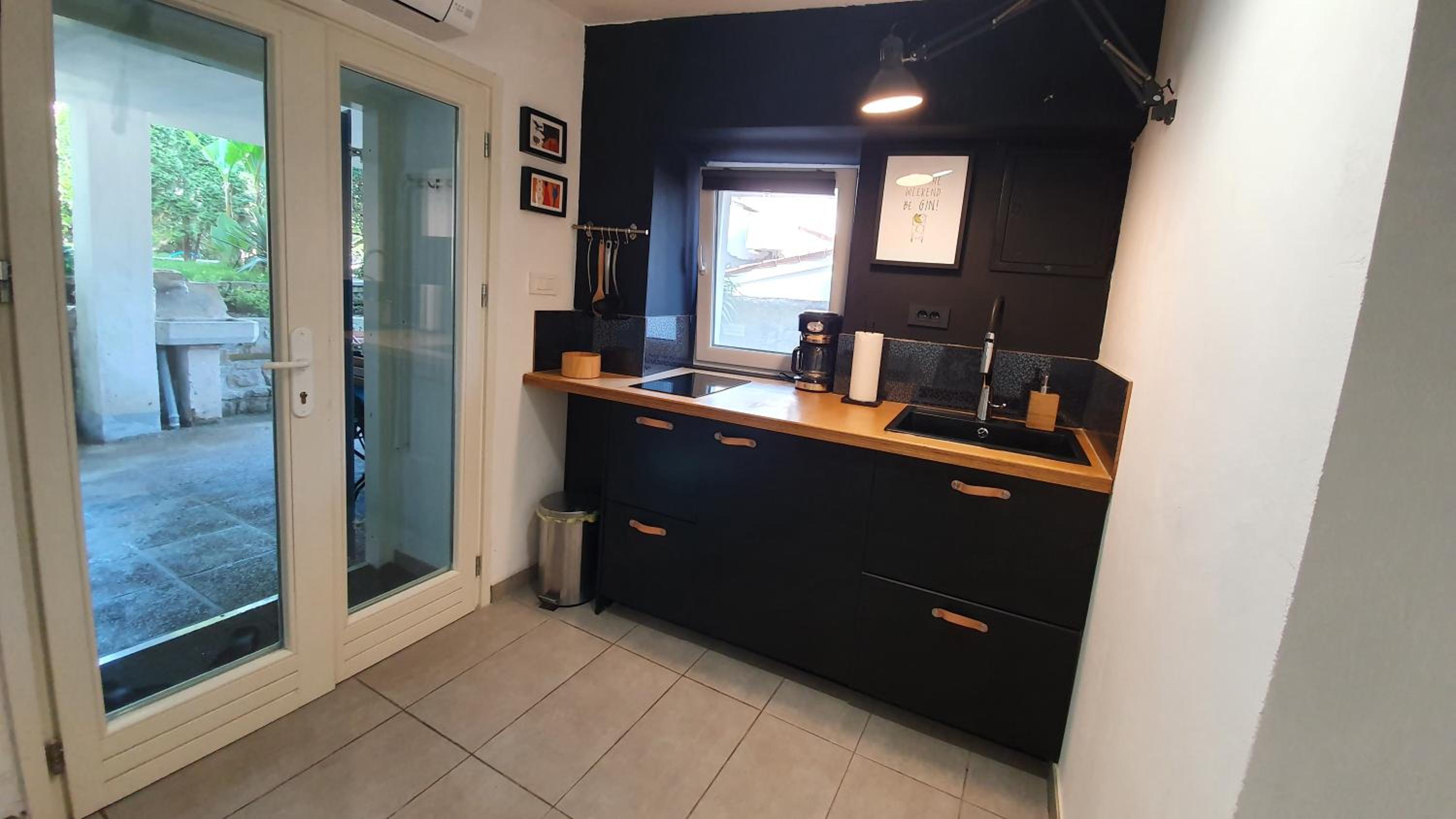 Apartment with Terrace - Photo 49