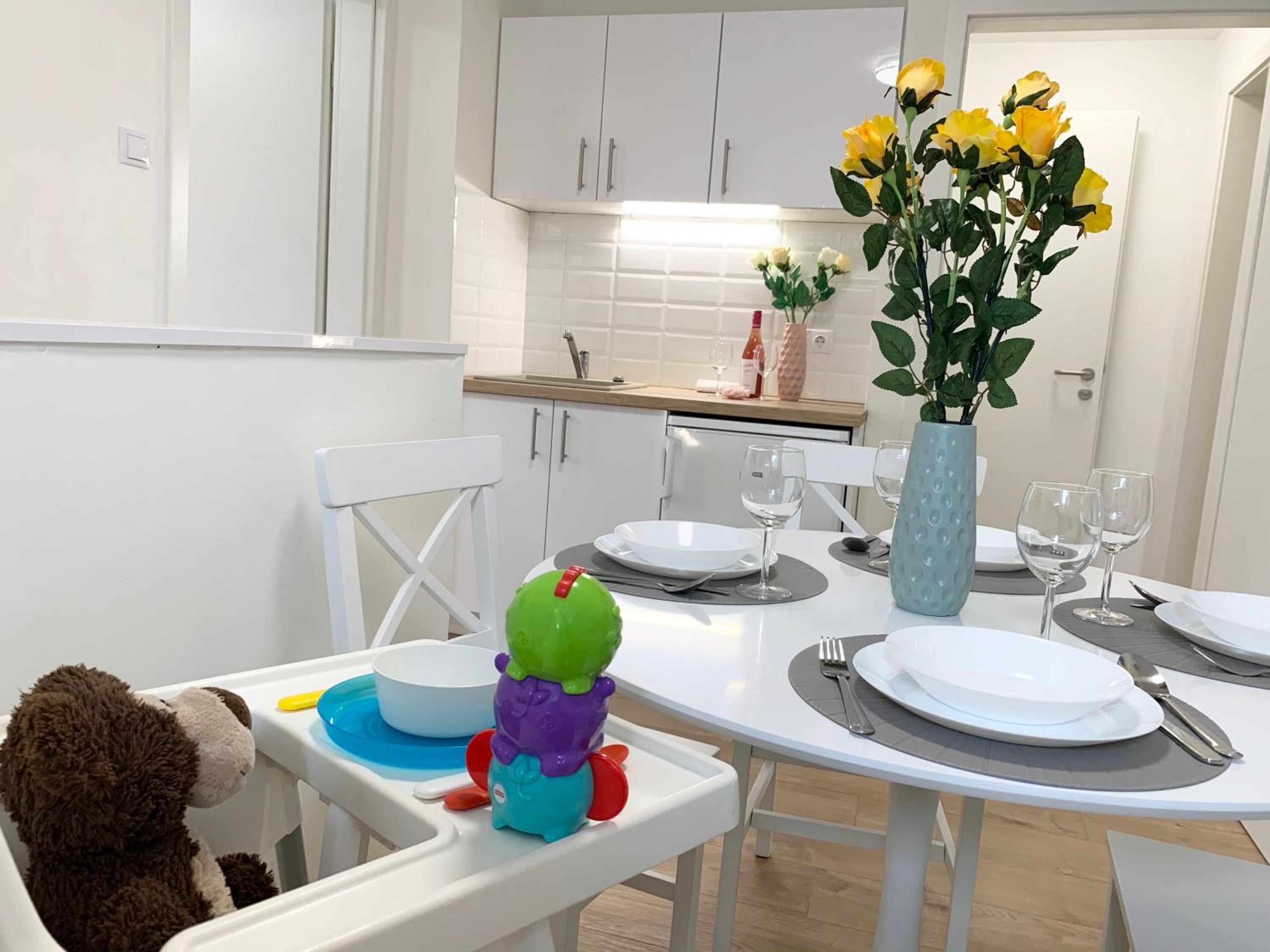 Apartment (4 Adults) - Photo 9