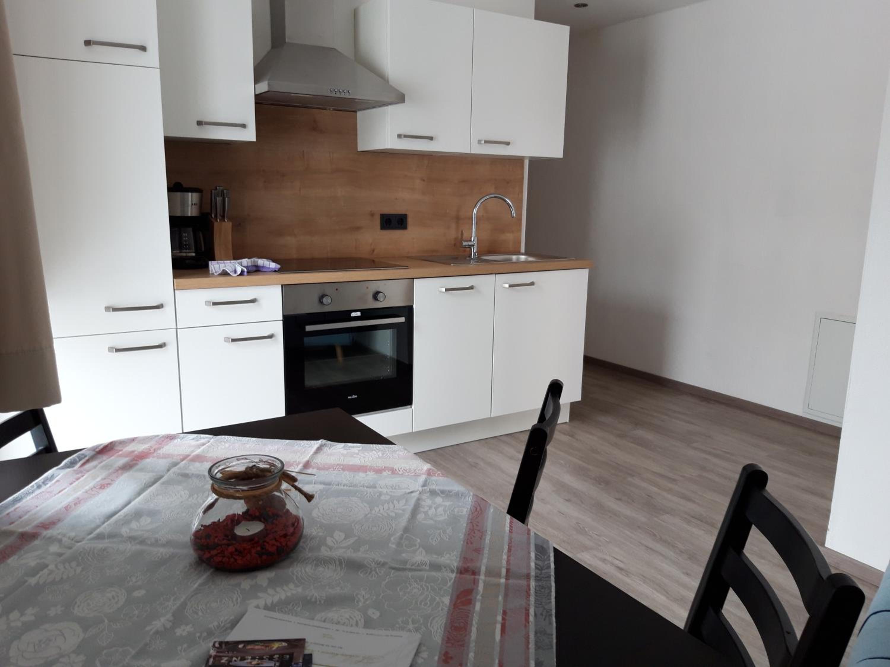 Studio Apartment photo 3