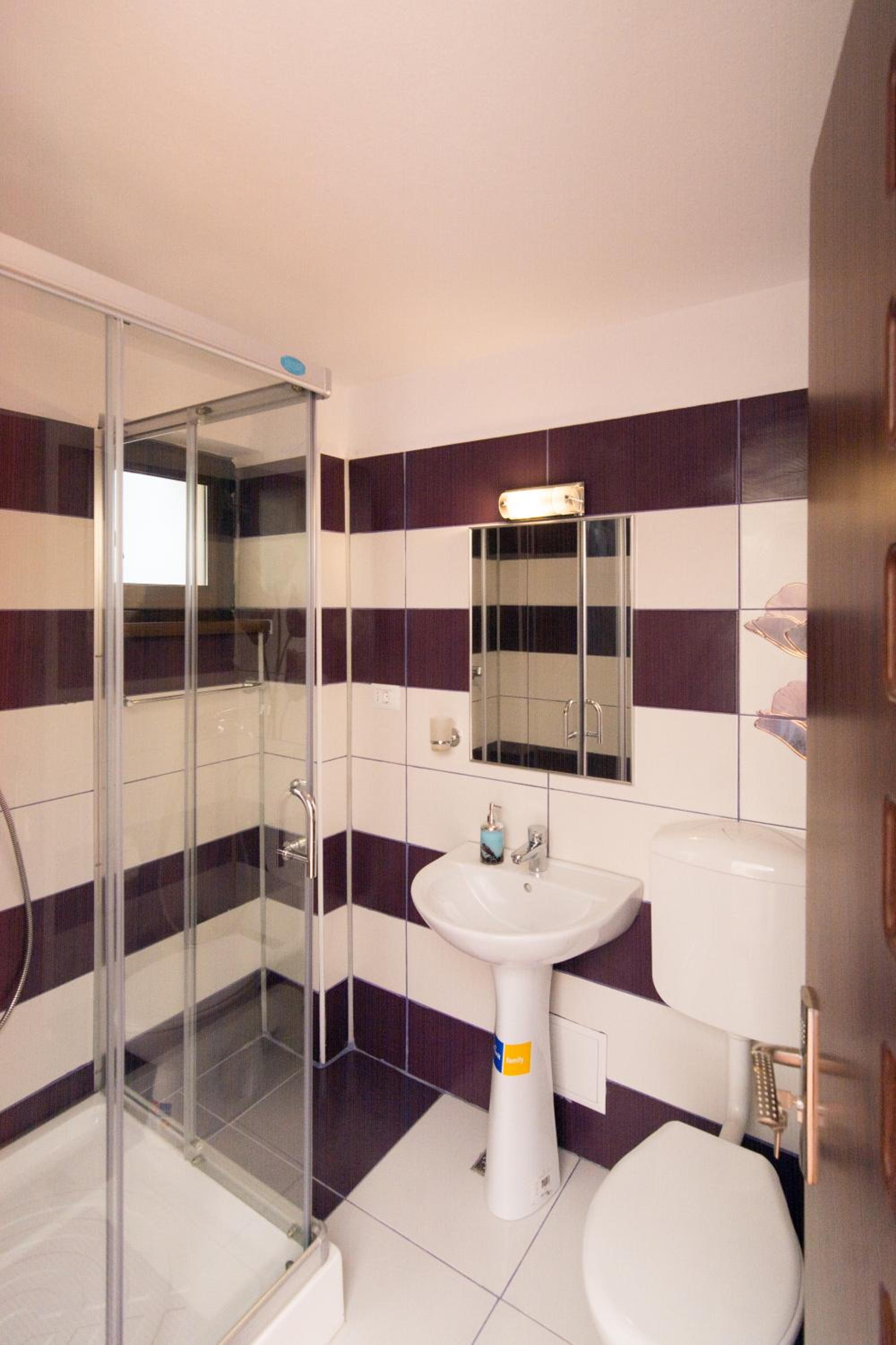 Double Room with Terrace - Photo 6