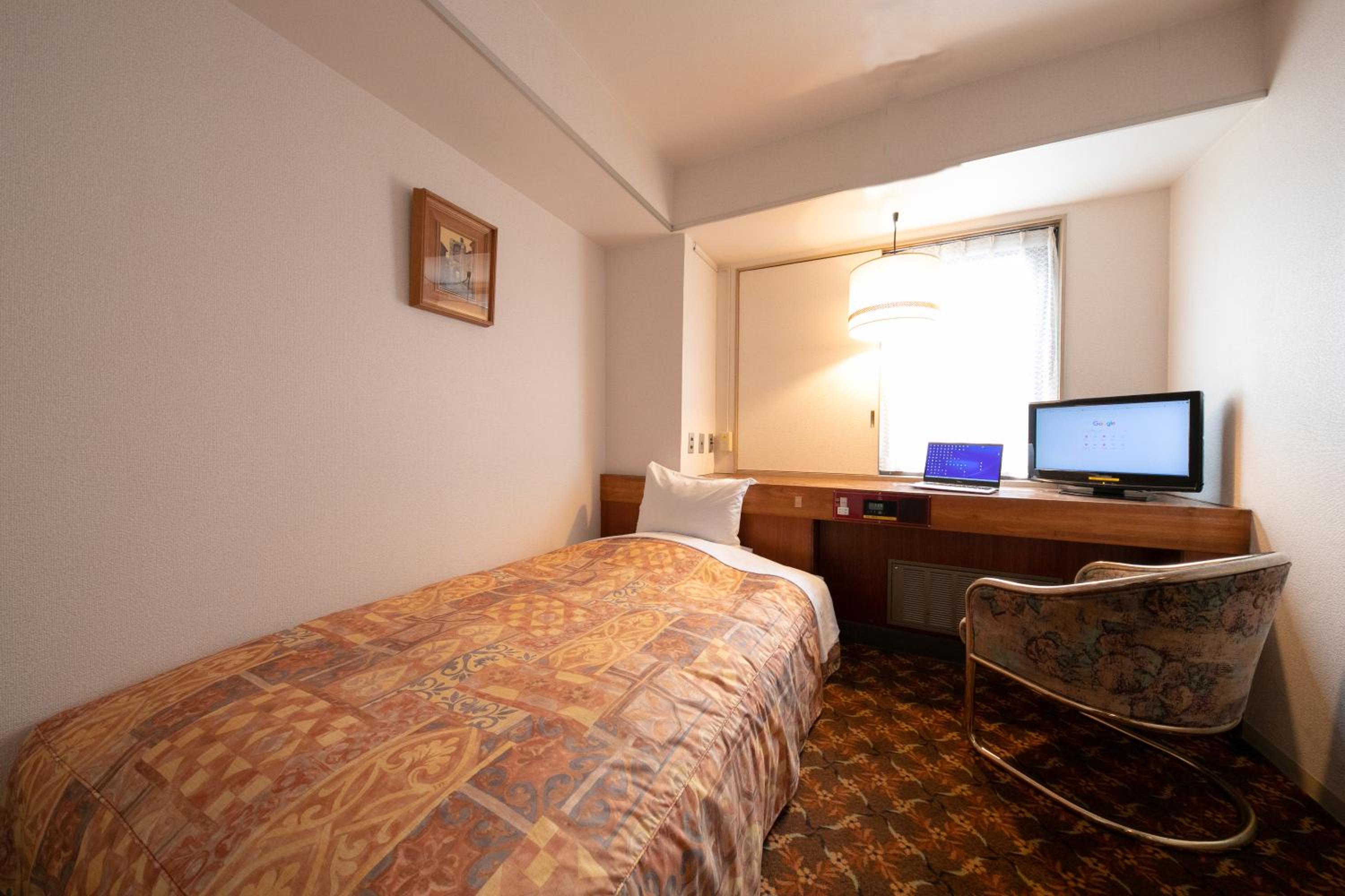 Double Room with Small Double Bed - Non-Smoking