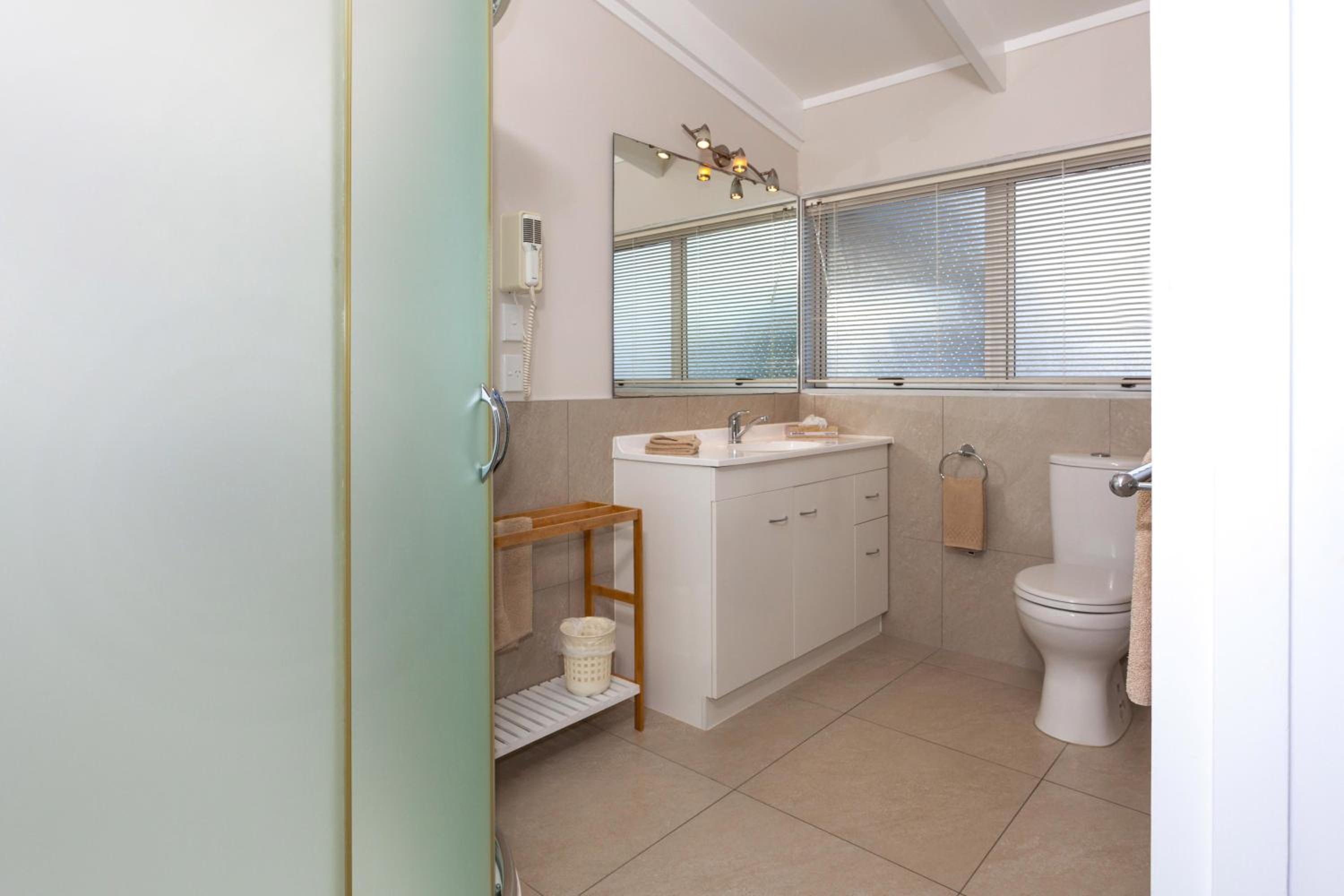 Family Two Bedroom Apartment 2 (sleeps 6) - Photo 12