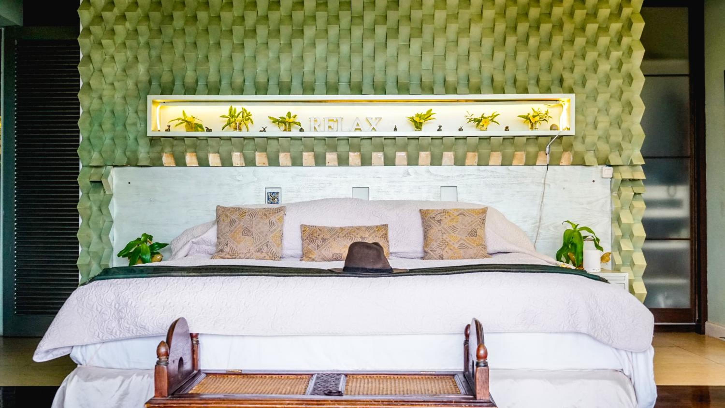 King Room with Balcony photo 2