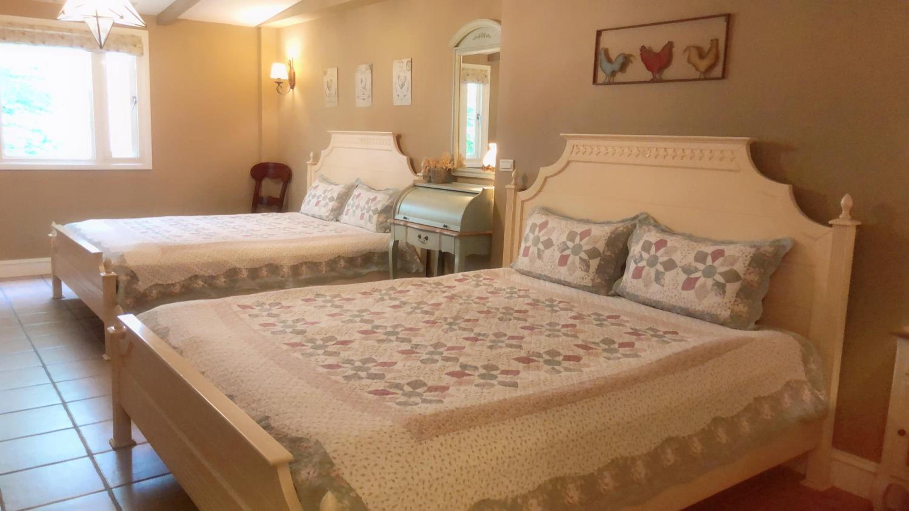 Deluxe Family Room photo 1