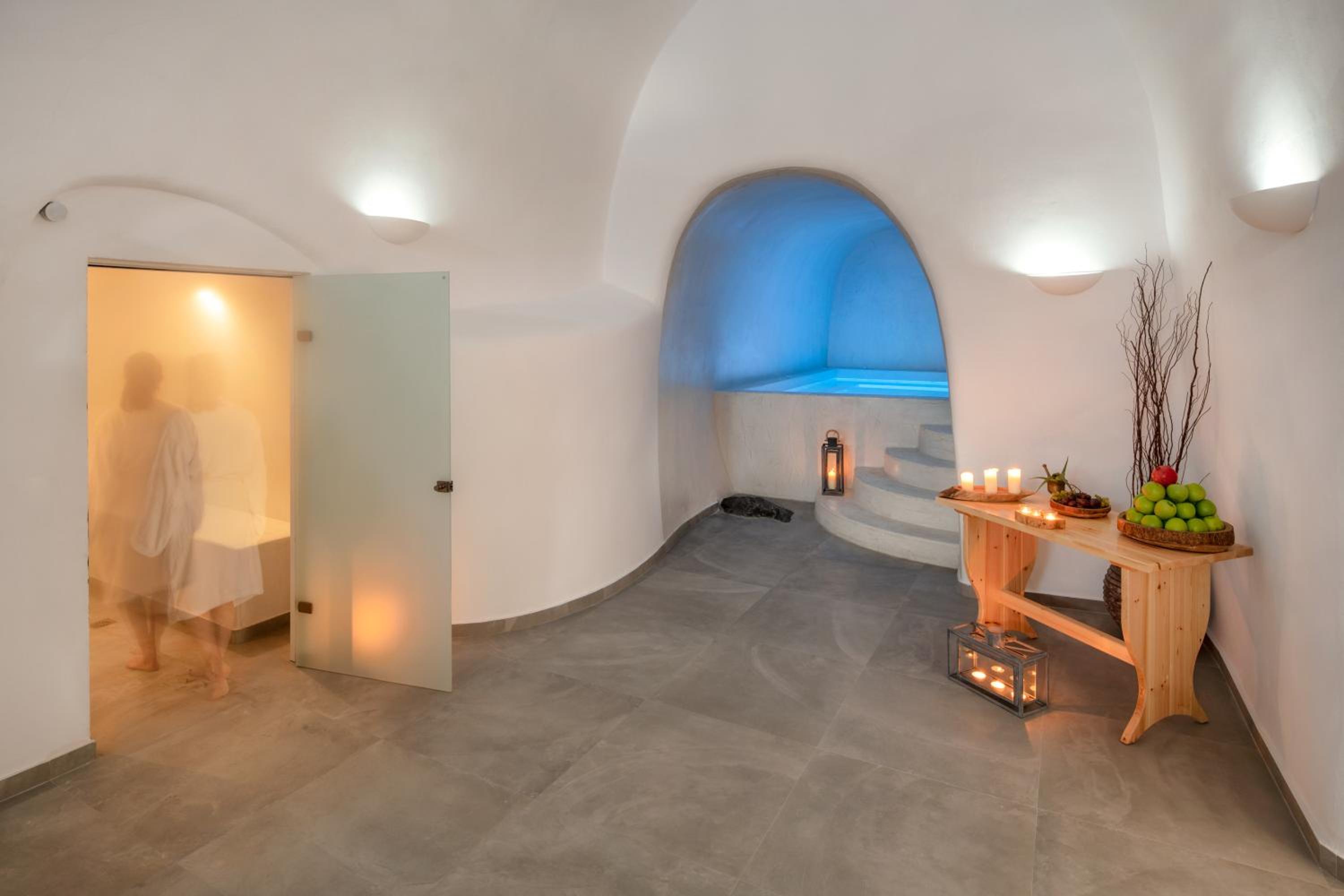 Standard Room with Spa Access photo 2