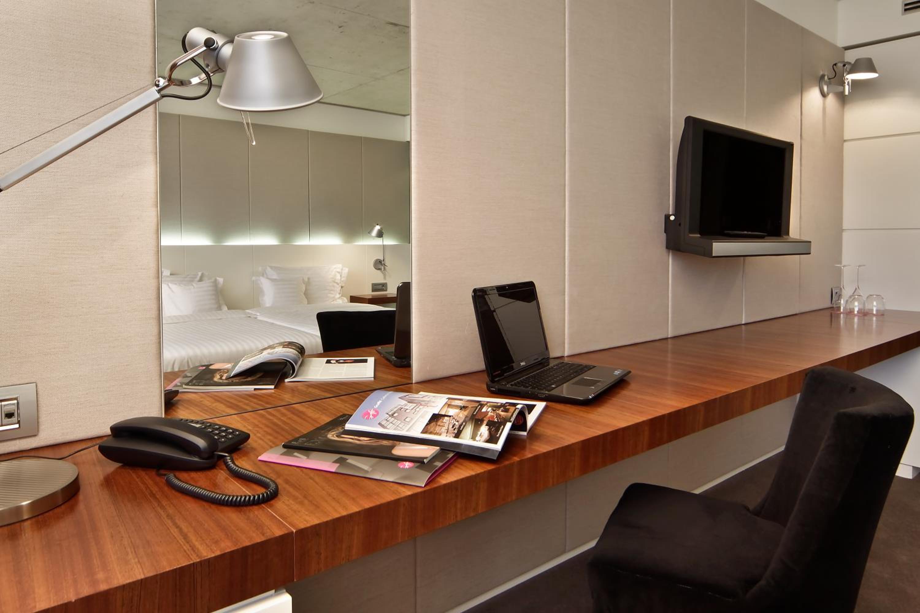 Standard Double Room - Photo 2