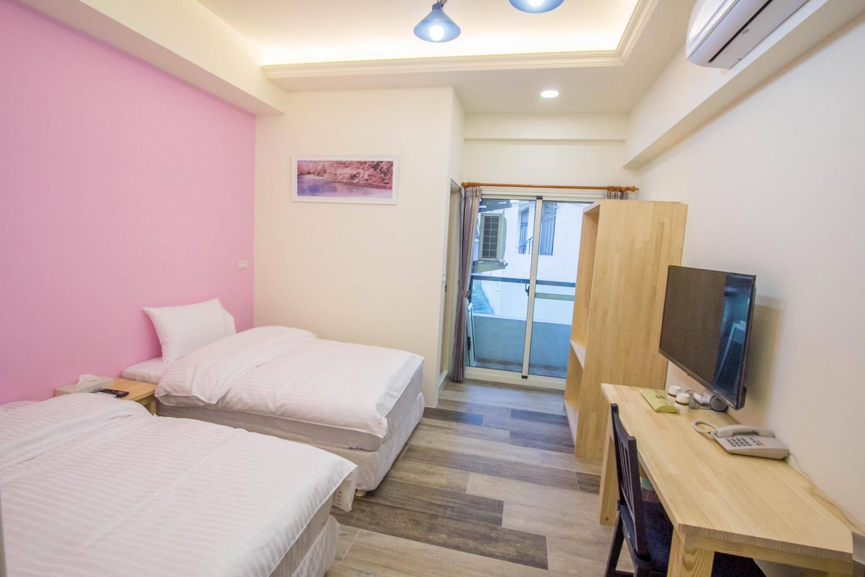 Double or Twin Room with Balcony photo 1
