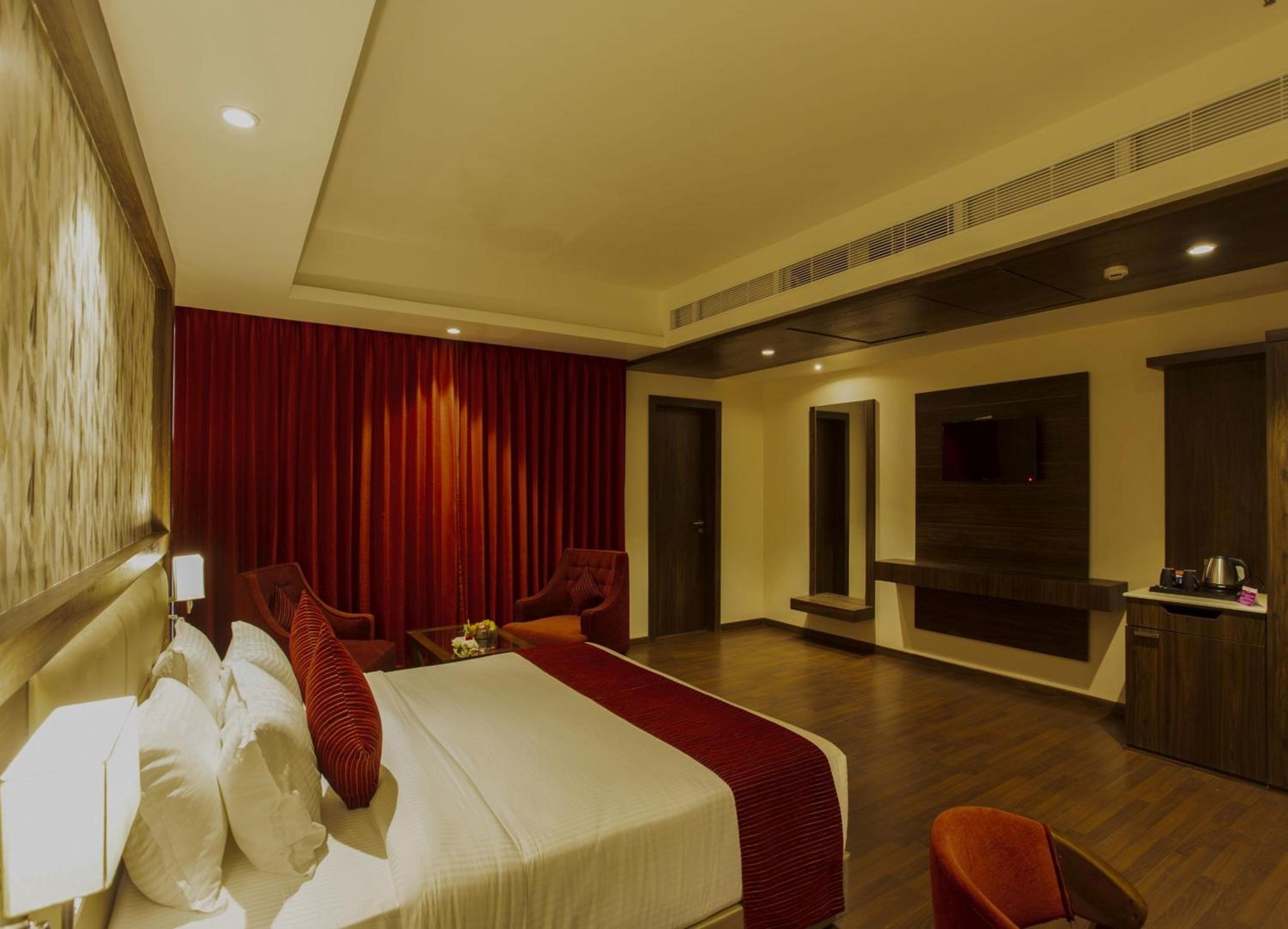 Executive Double or Twin Room - Photo 18