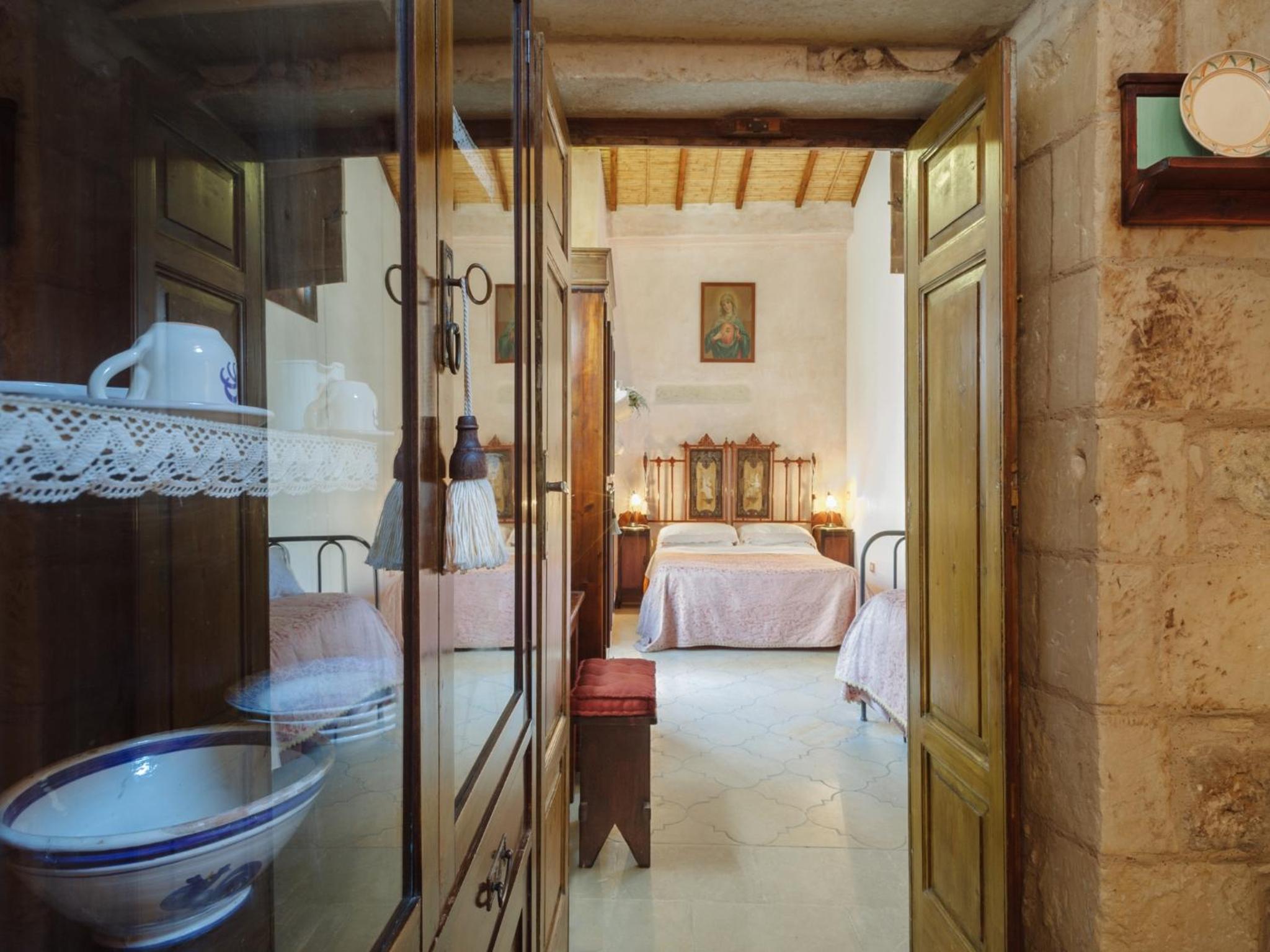 Junior Suite (4 Adults) - Photo 1