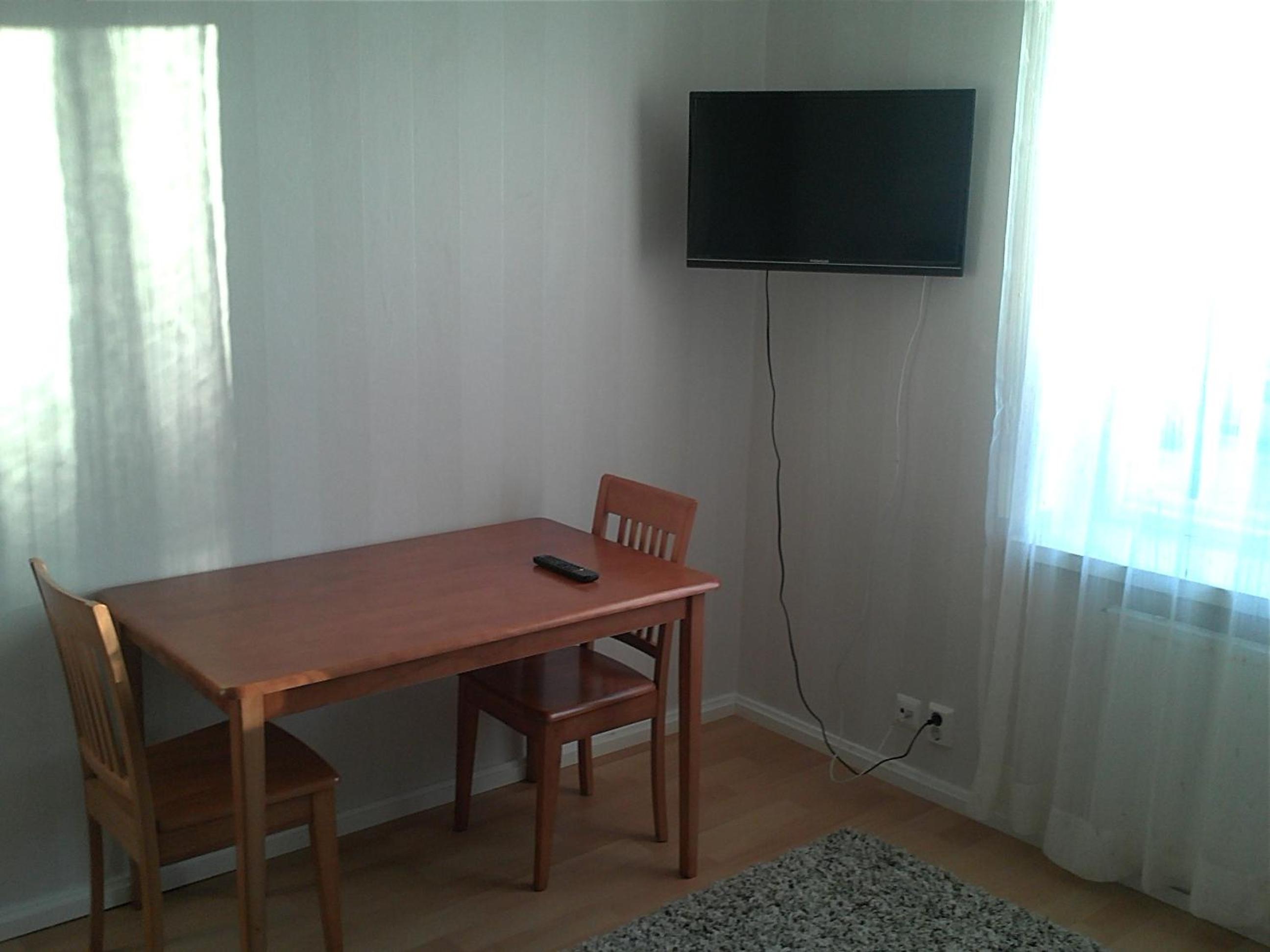 One-Bedroom Apartment photo 3