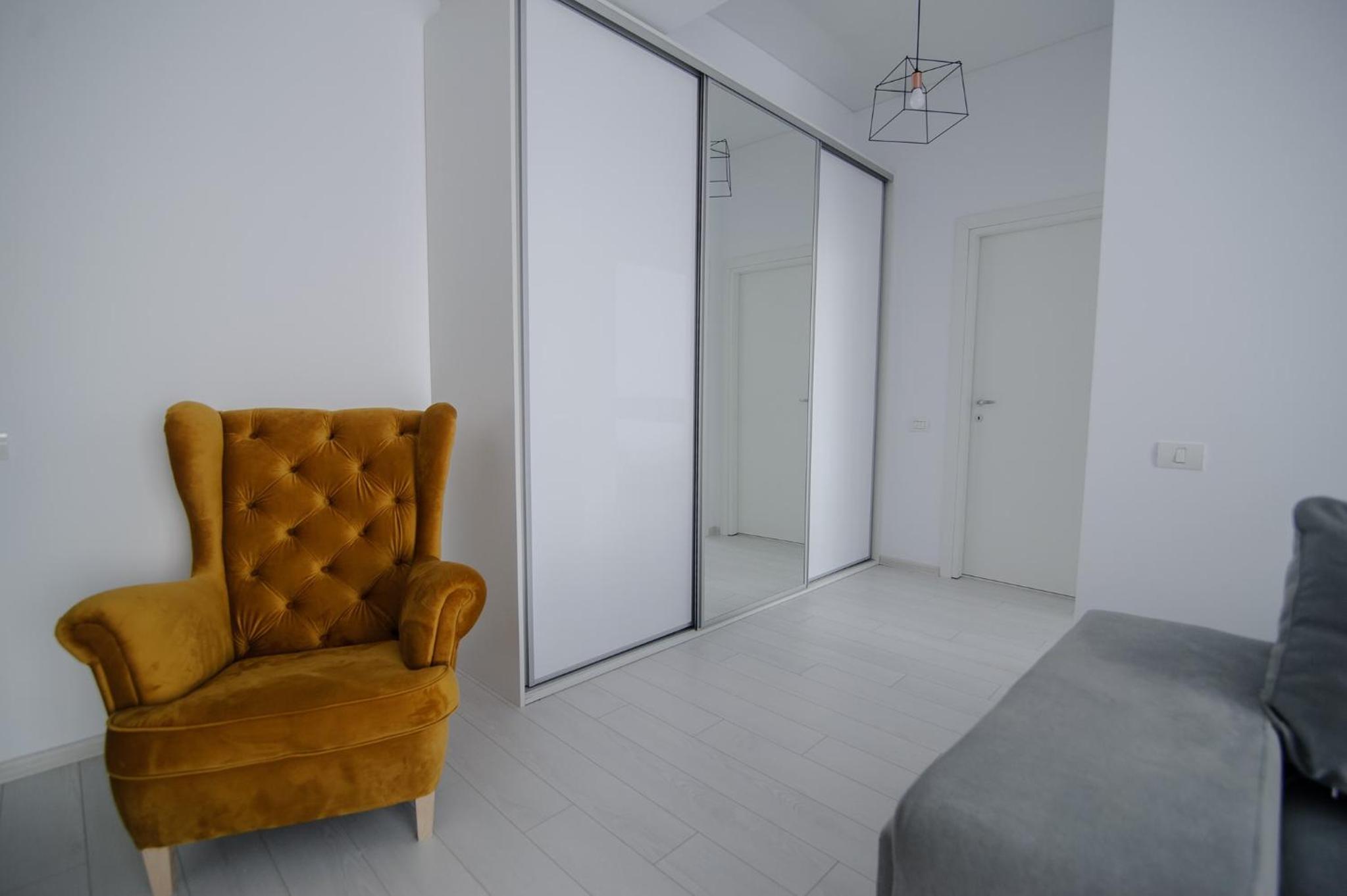 Apartment with Side View