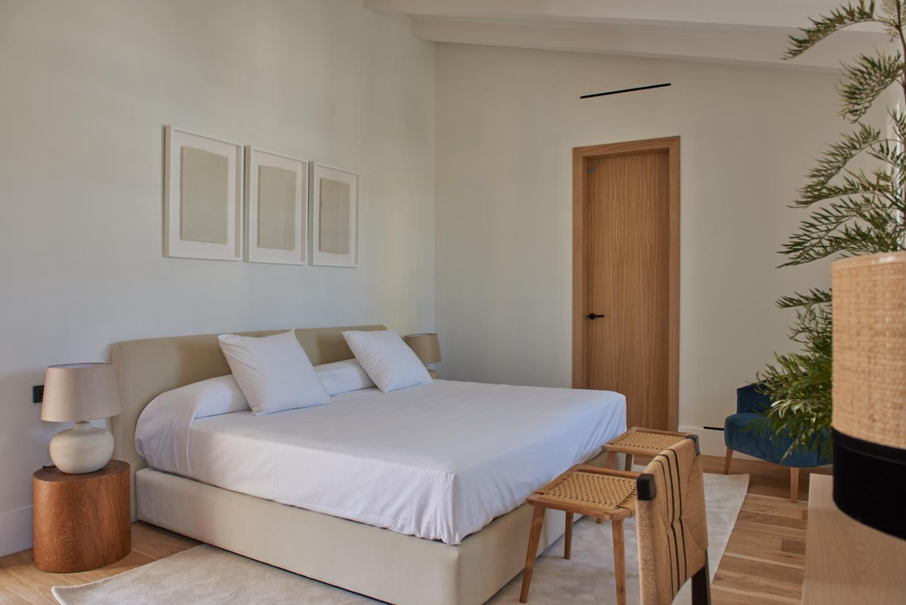 Premium Double or Twin Room - Photo 5