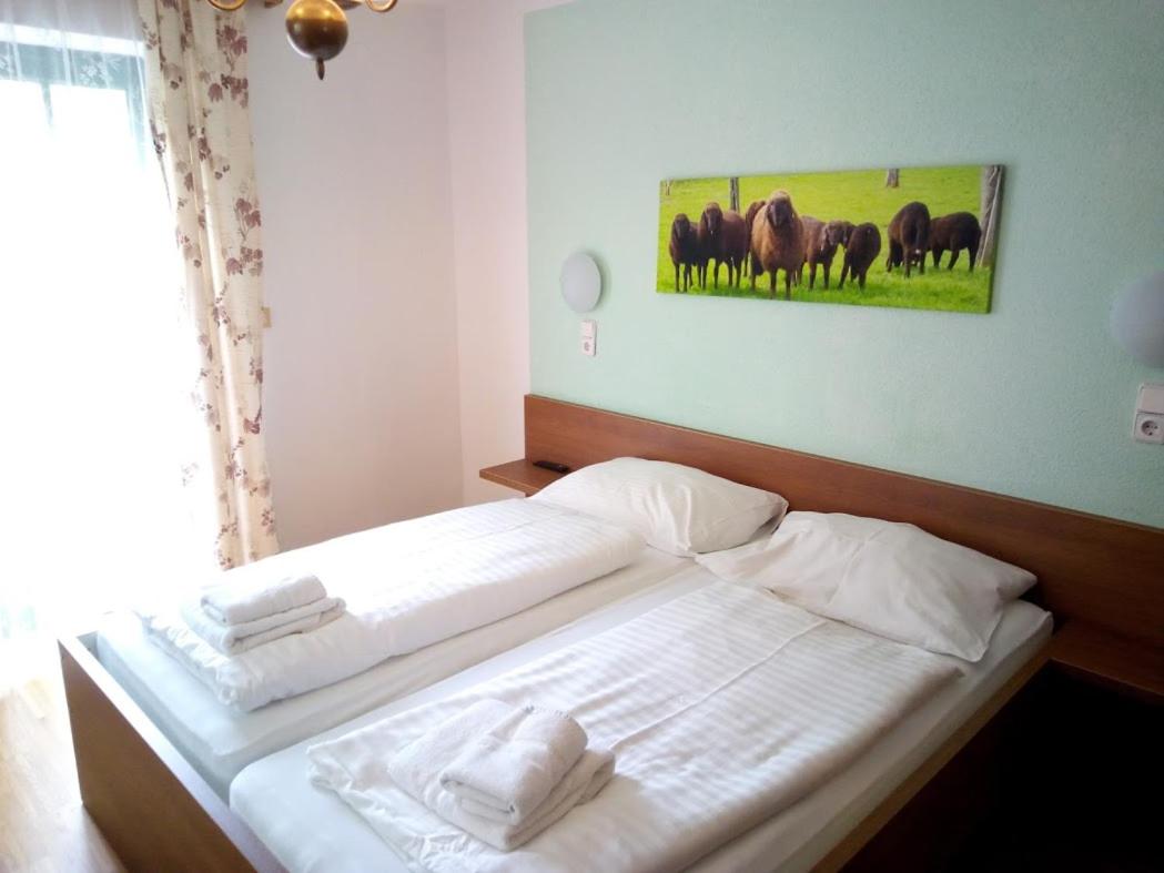 Classic Triple Room - Photo 1