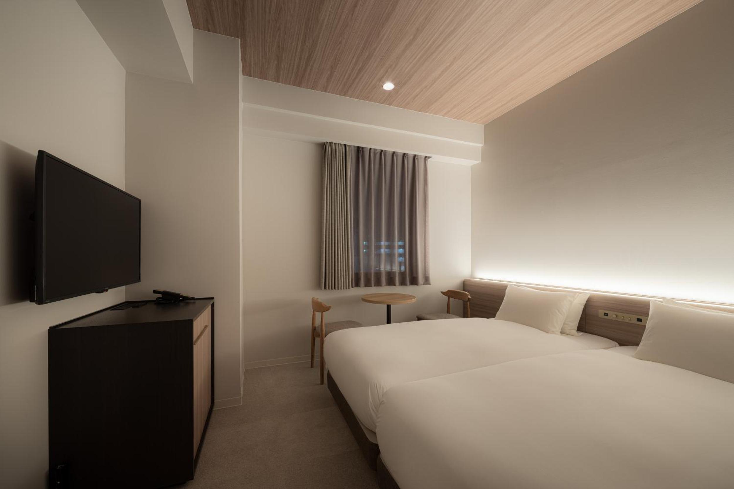 Twin Room - Non-Smoking - Photo 1