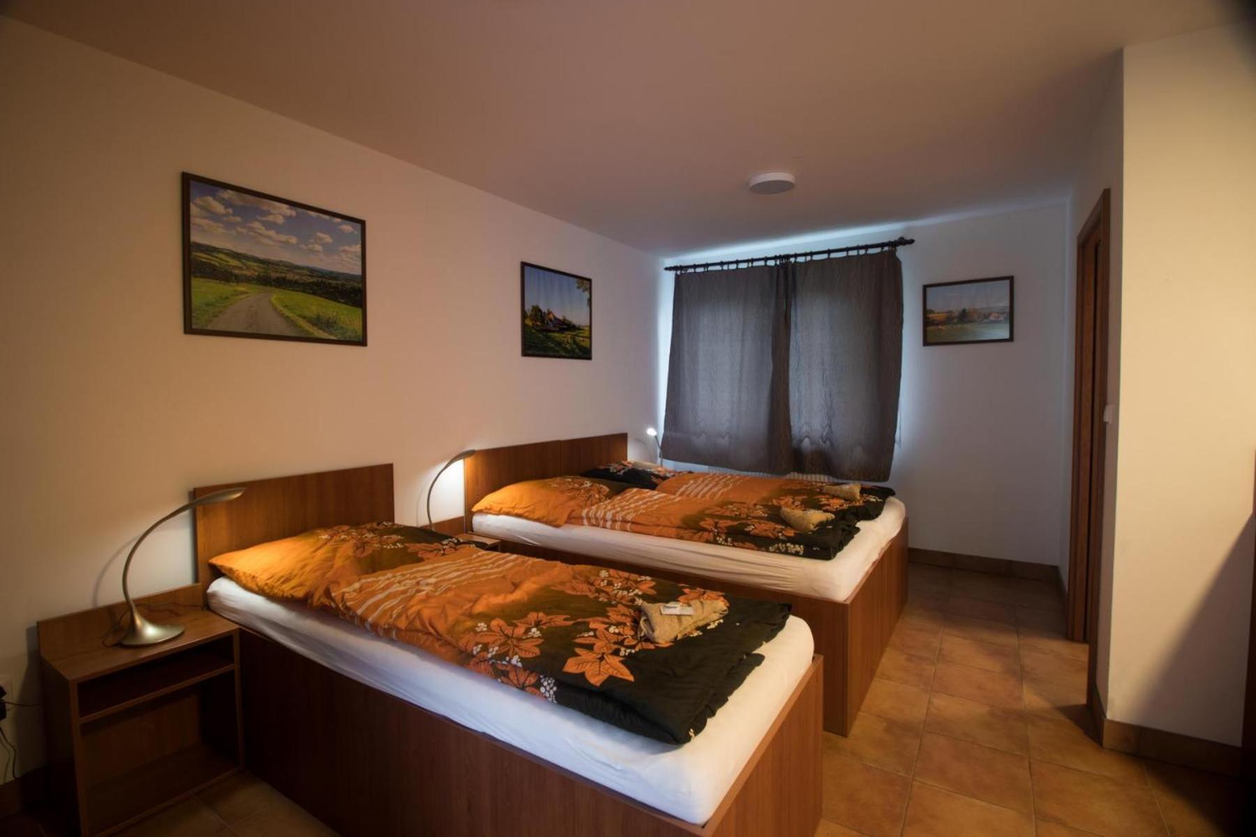 Triple Room with Private Bathroom photo 2