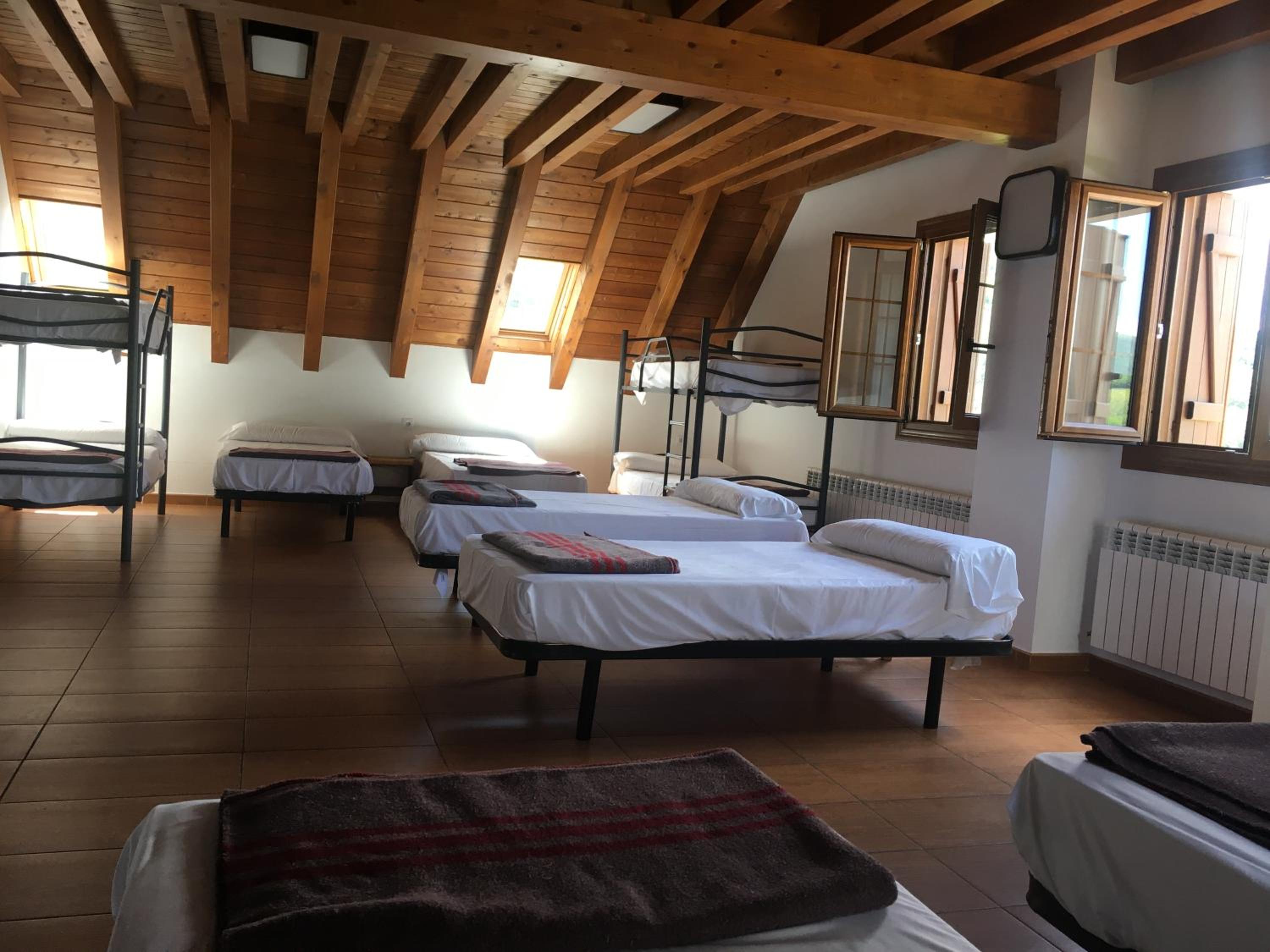 Mixed Dormitory Room photo 3