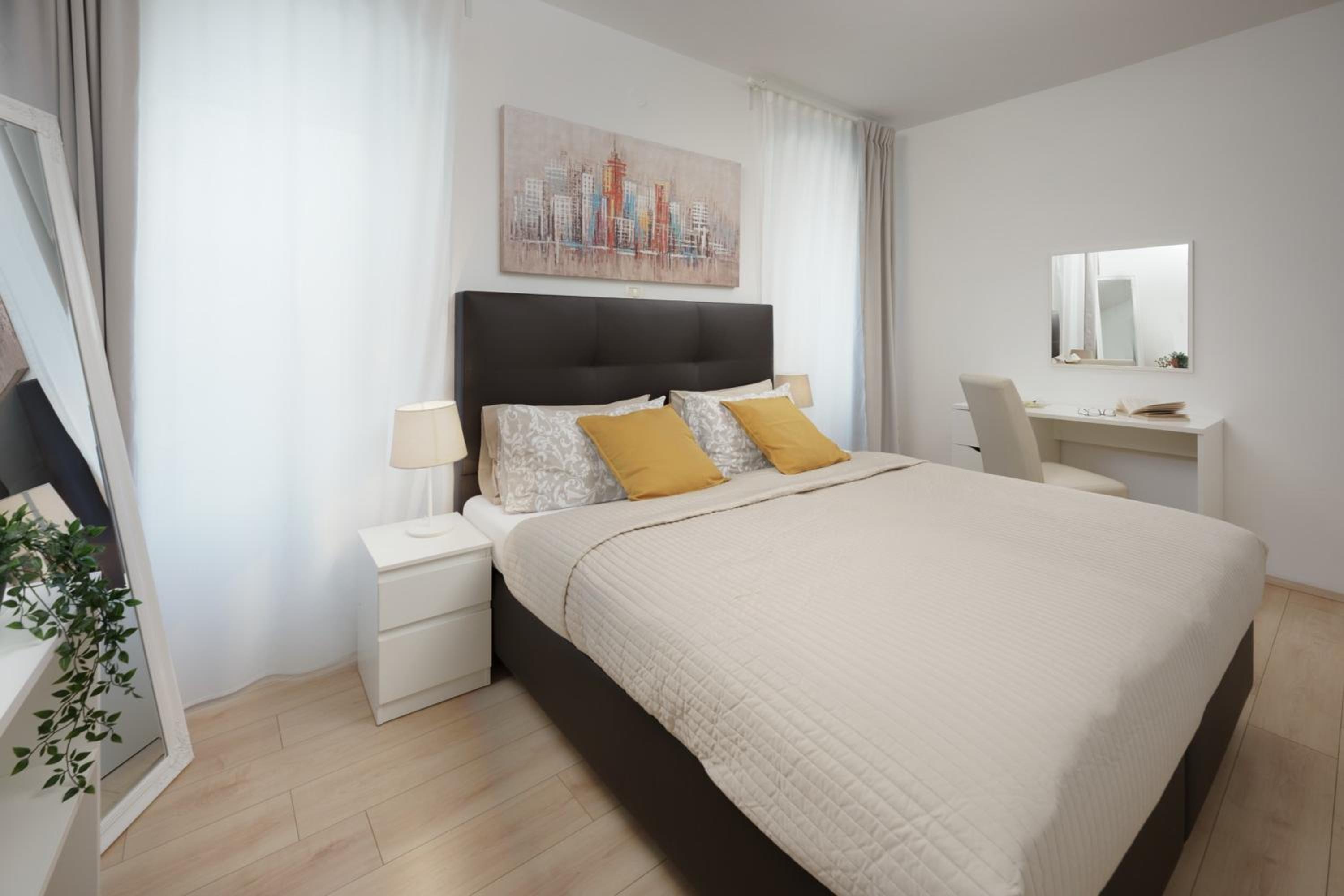 Comfort One-Bedroom Apartment photo 1