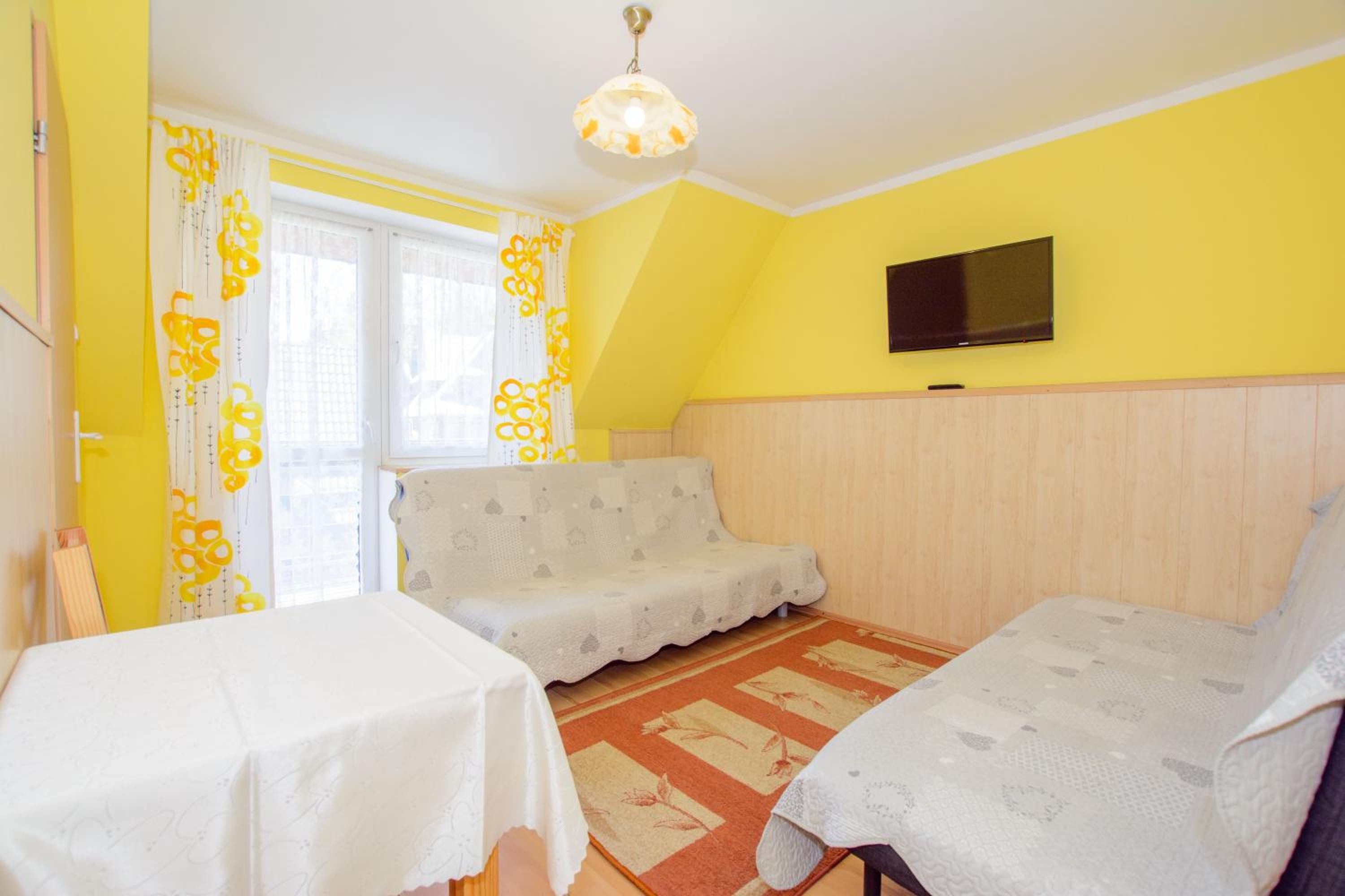 Triple Room with Balcony - 15